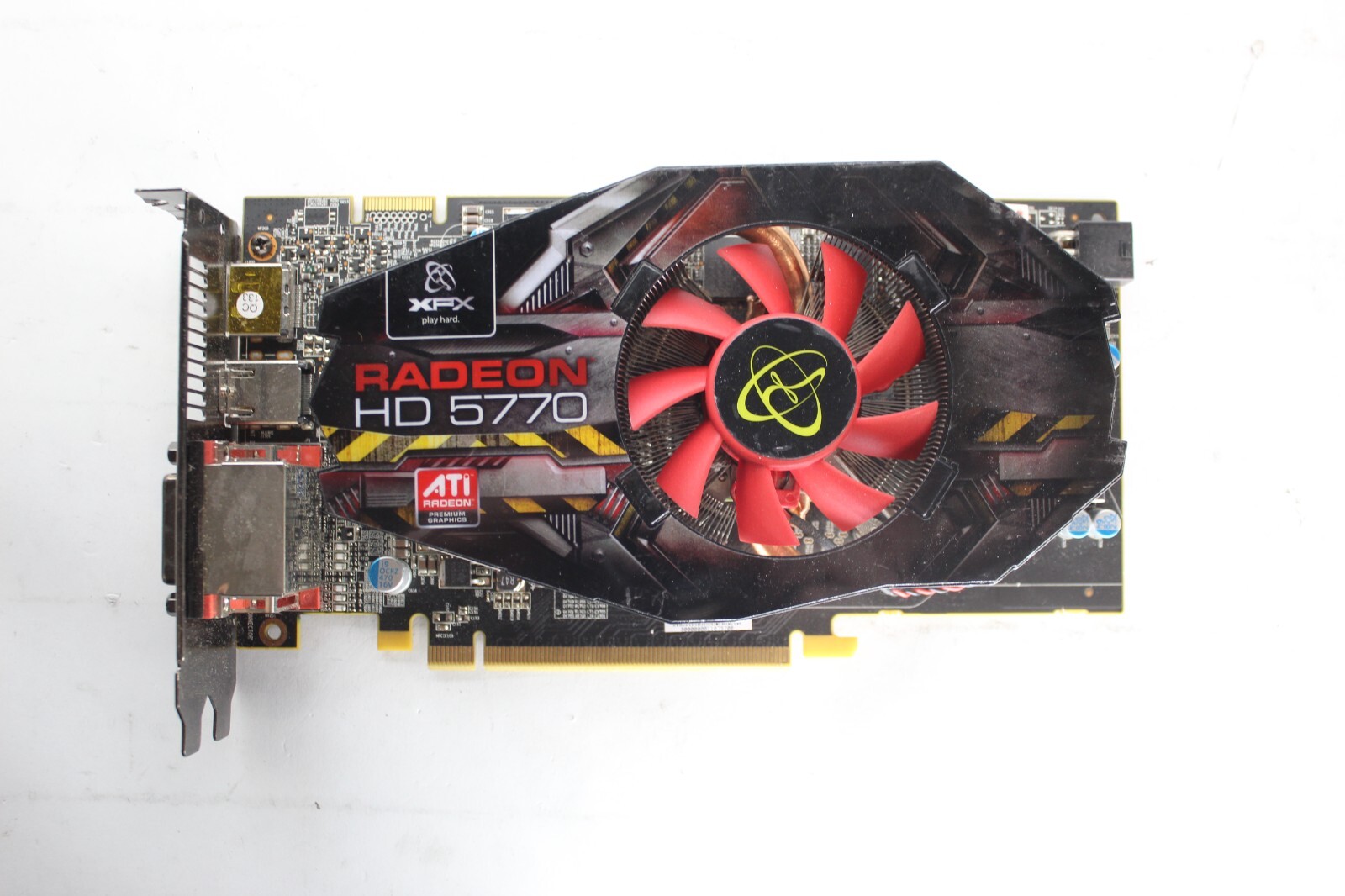 XFX ATI Radeon HD 5770 1GB HDMI DVI DisplayPort Graphics Card Video Card