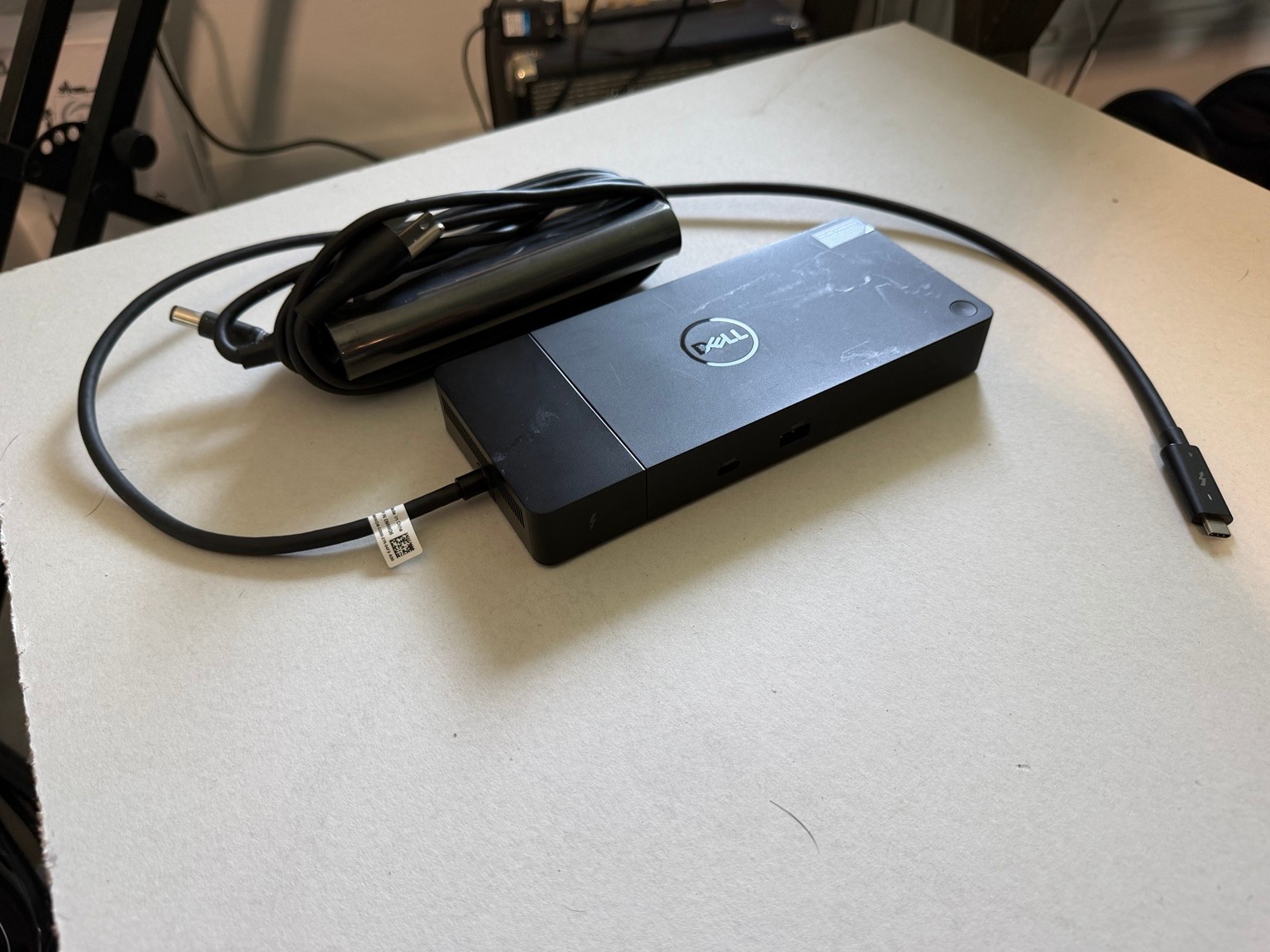 Dell WD22TB4 Thunderbolt 4 Dock w/ OEM 180W Adapter Tested Working