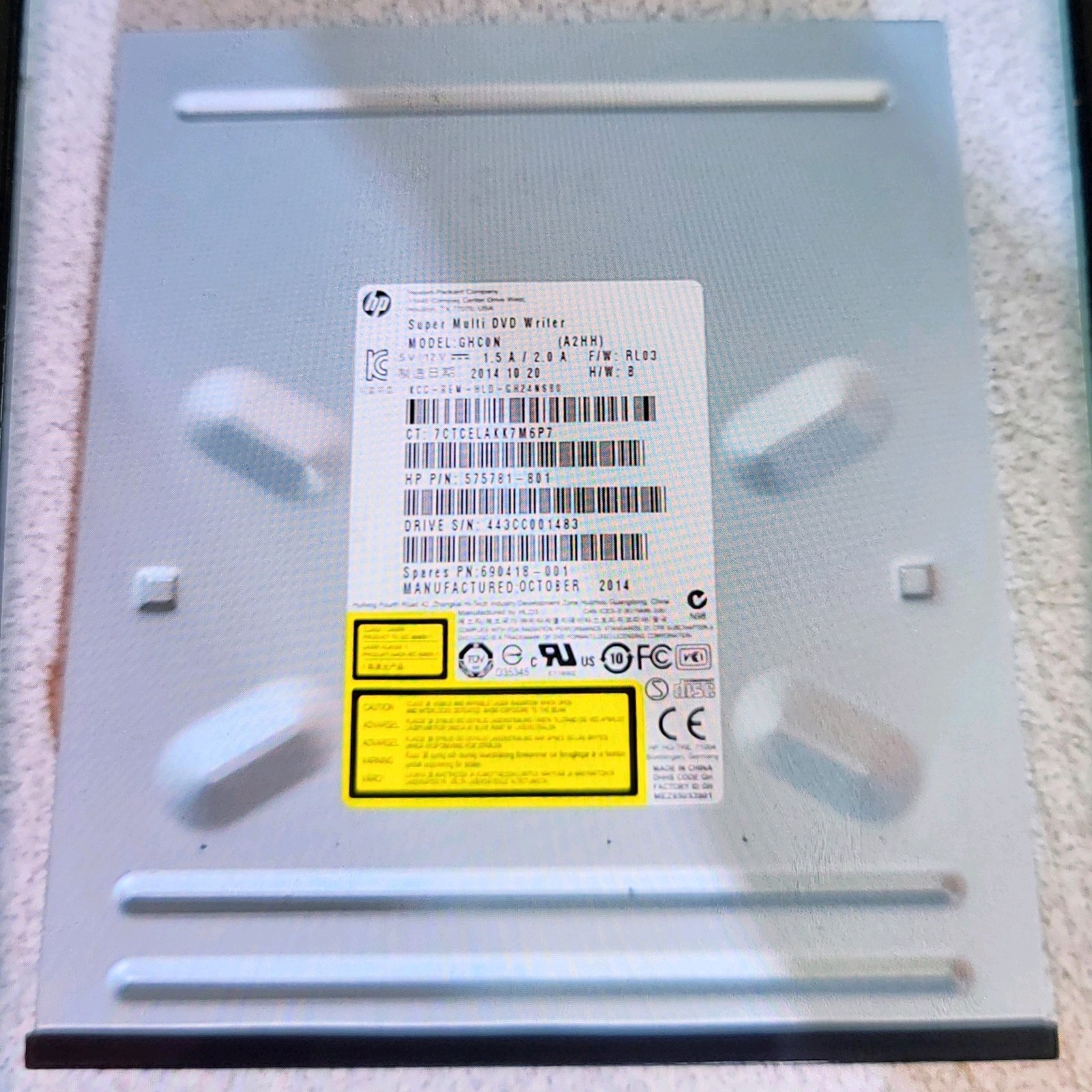 HP Super Multi DVD Writer SATA Optical Drive GHC0N 575781-801 w Screws 