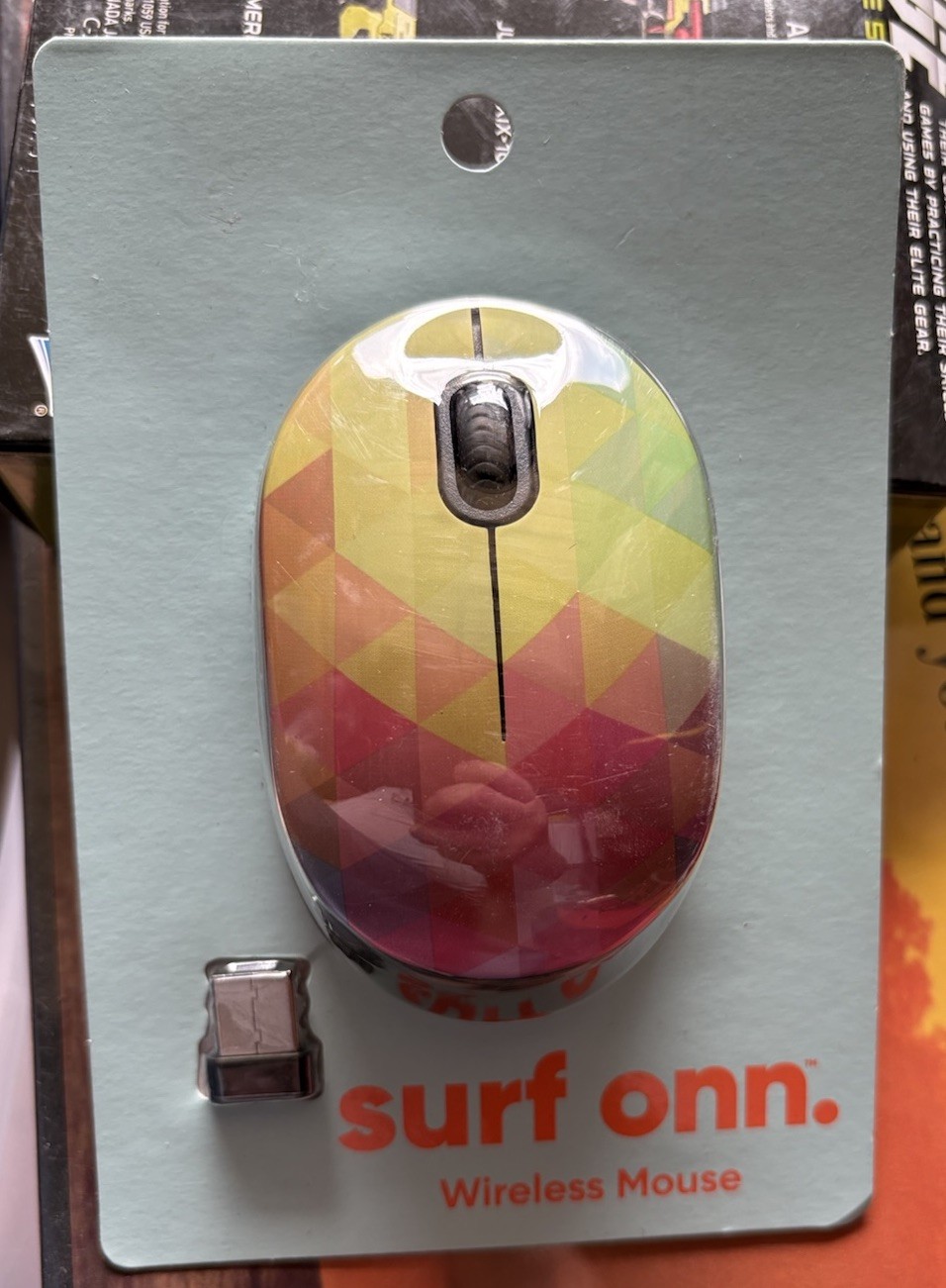 Surf Onn 5 Button Mouse Geometric Colors 2.4GHz Wireless 1600 DPI NEW