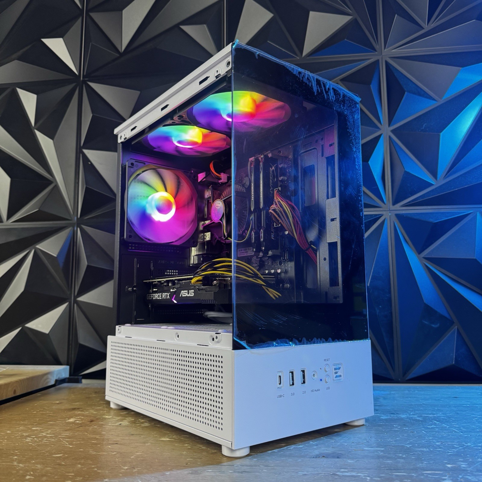 Custom Build ARGB Desktop i7 PC 32 GB RAM 1TB SSD RTX 5060 Win11 GAMING READY