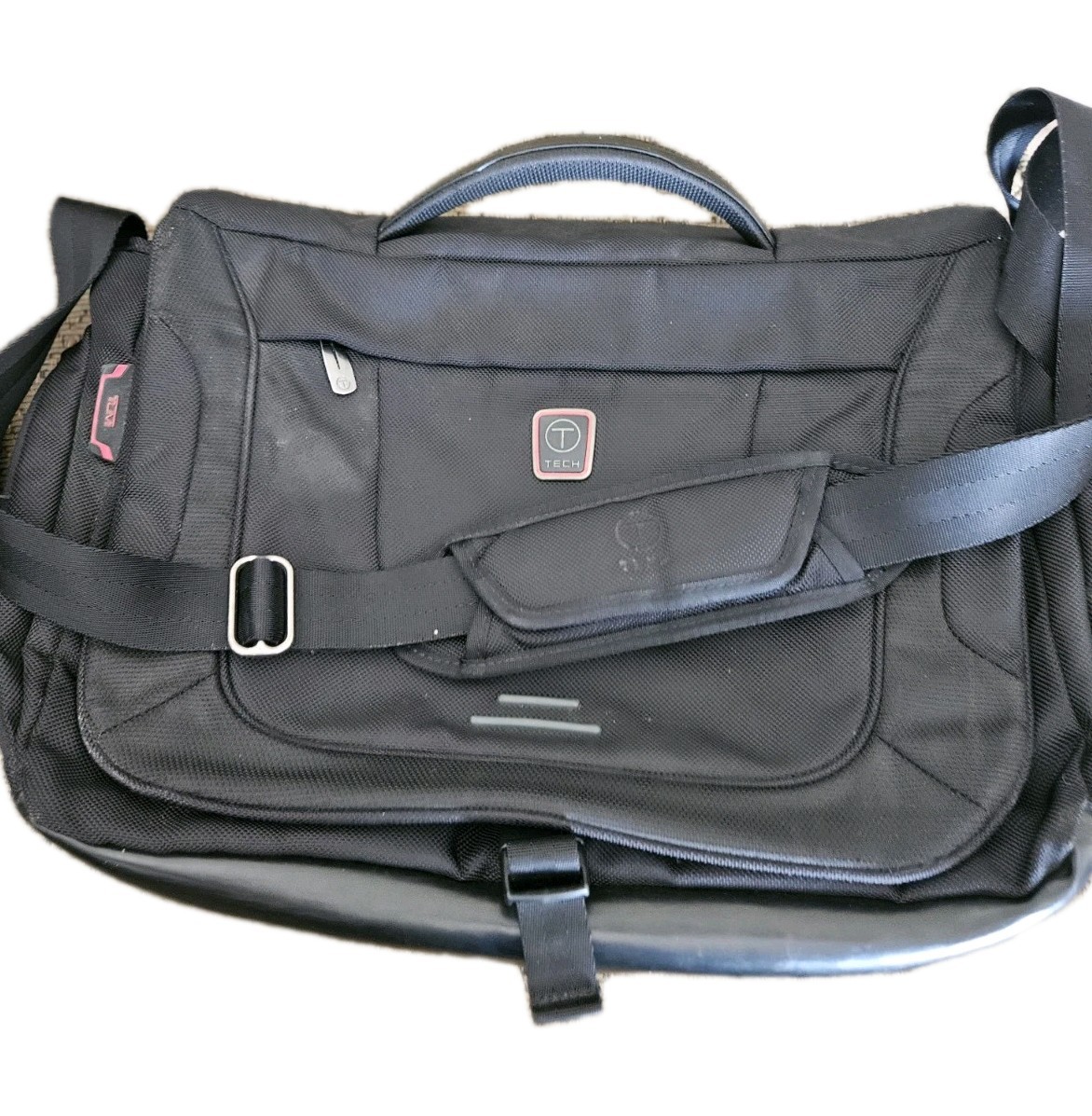 TUMI T-Tech Ballistic Nylon Tri-Fold Garment Laptop Travel Plane Bag