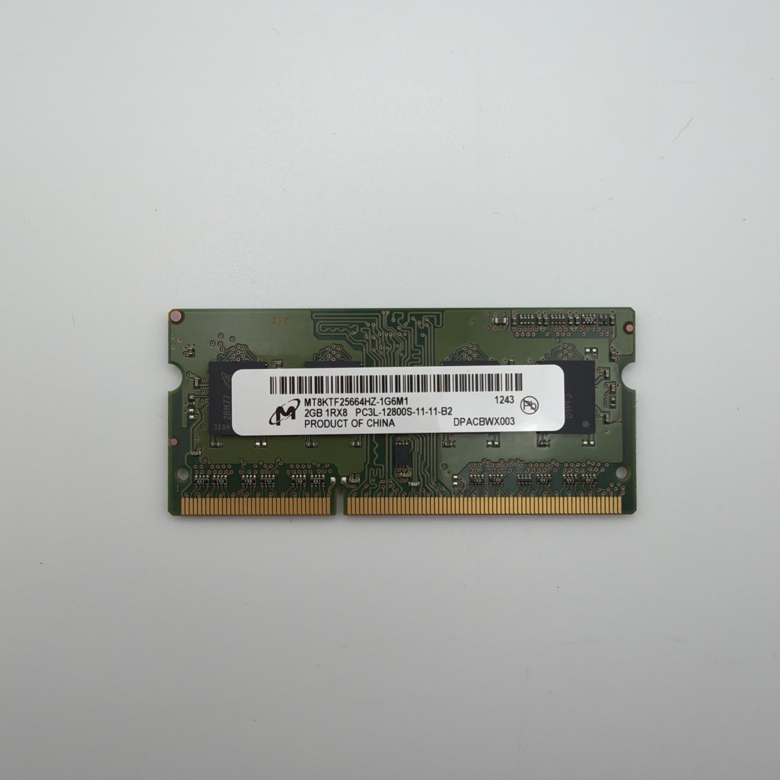 Micron 2GB DDR3 204-pin SO-DIMM 1Rx8 PC3L-12800S  MT8KTF25664HZ-1G6M1