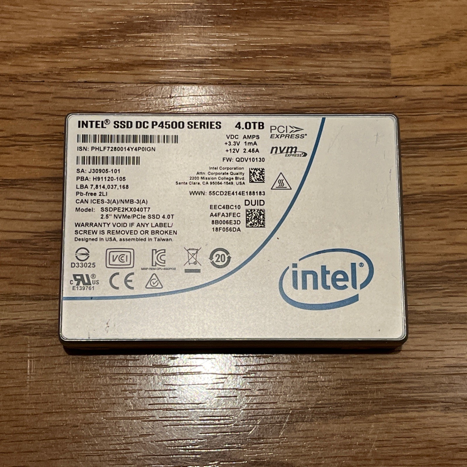 Intel DC P4500 Series 4TB NVME PCIE 2.5" Internal SSDPE2KX040T7