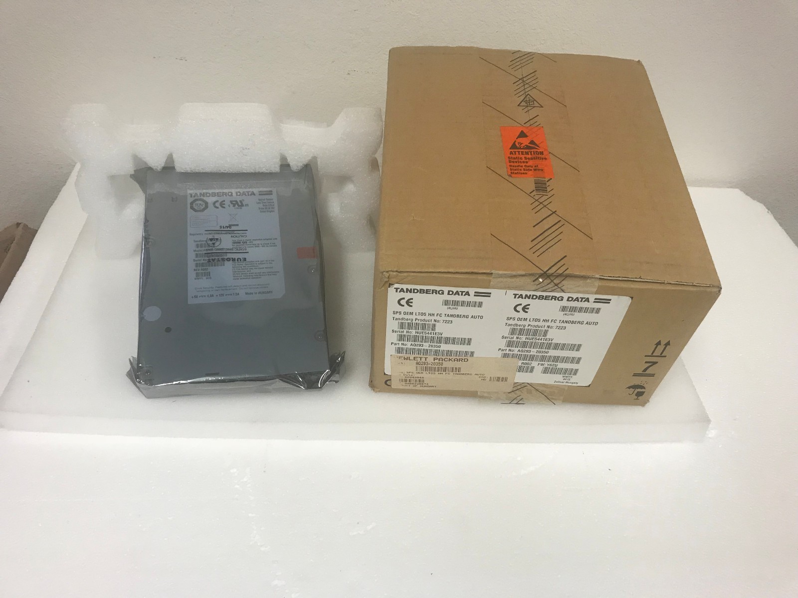 TANDBERG DATA  AQ293-20350 LTO5 (HP) HH FC TAPE DRIVE FOR T24, T40  NEW