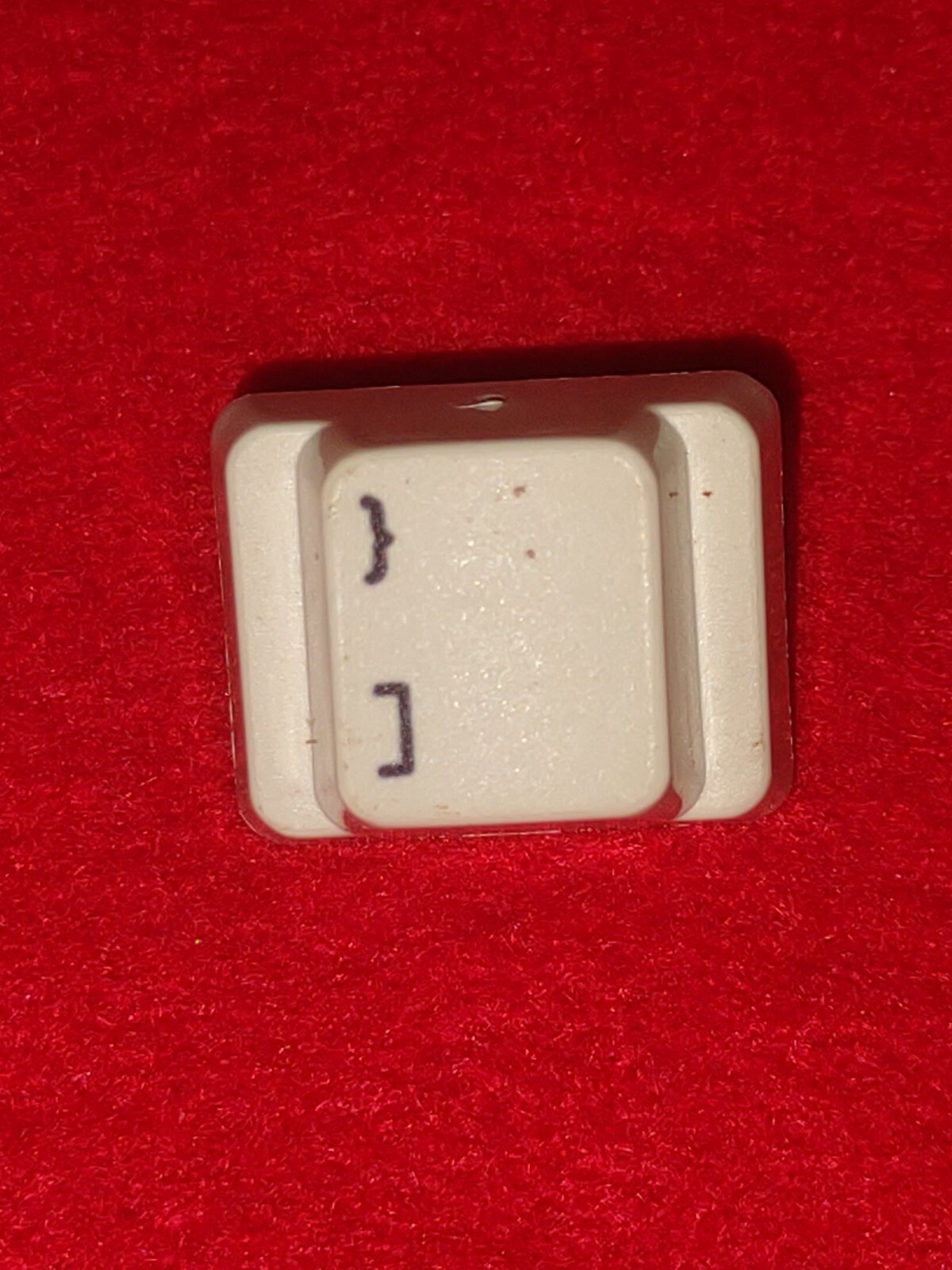 IBM Model F Keyboard REPLACEMENT KEY (Bracket/Brace)