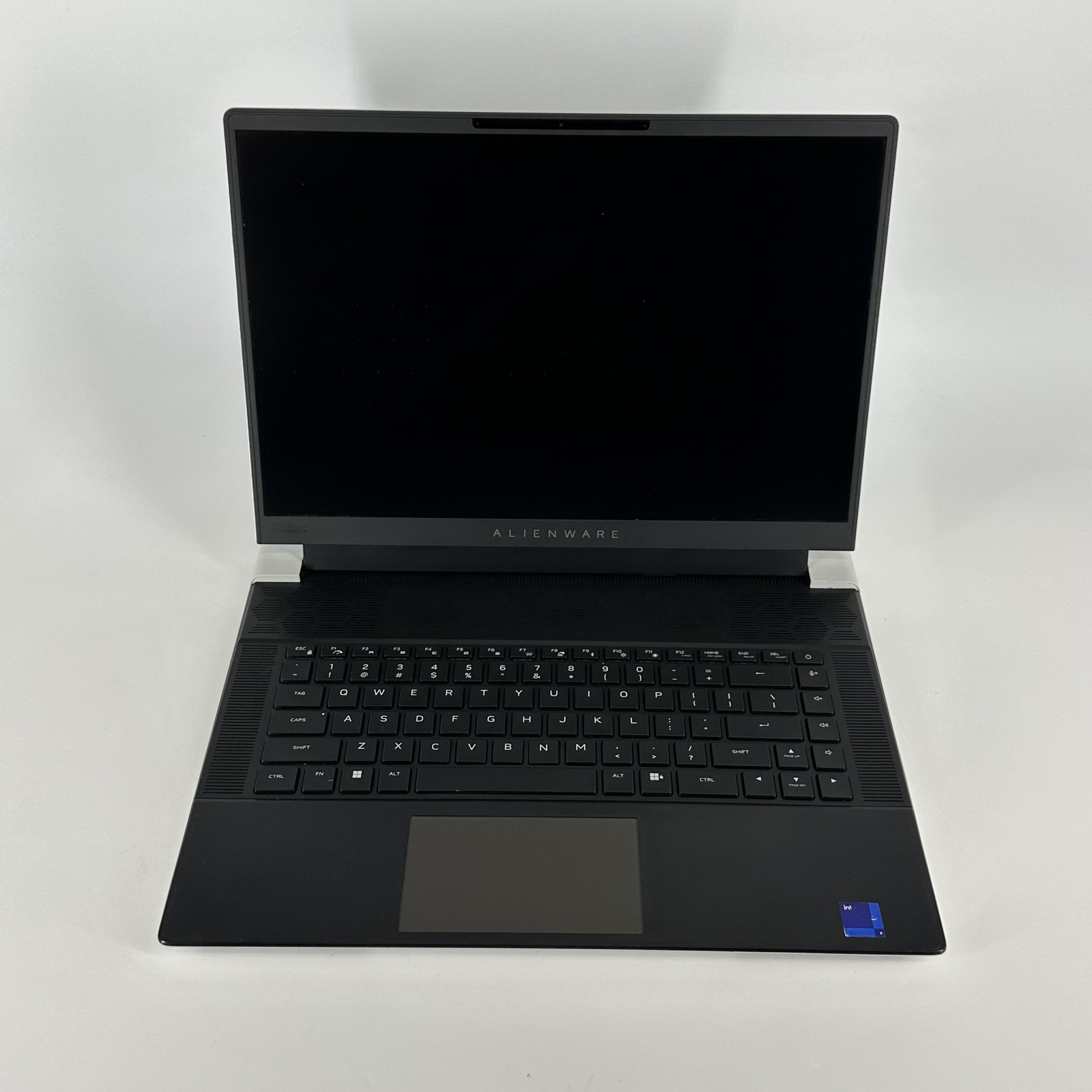 Dell Alienware X16 R1 240Hz QHD+ 2.6 GHz i9-13900HK 32GB 4TB SSD RTX 4080 Good