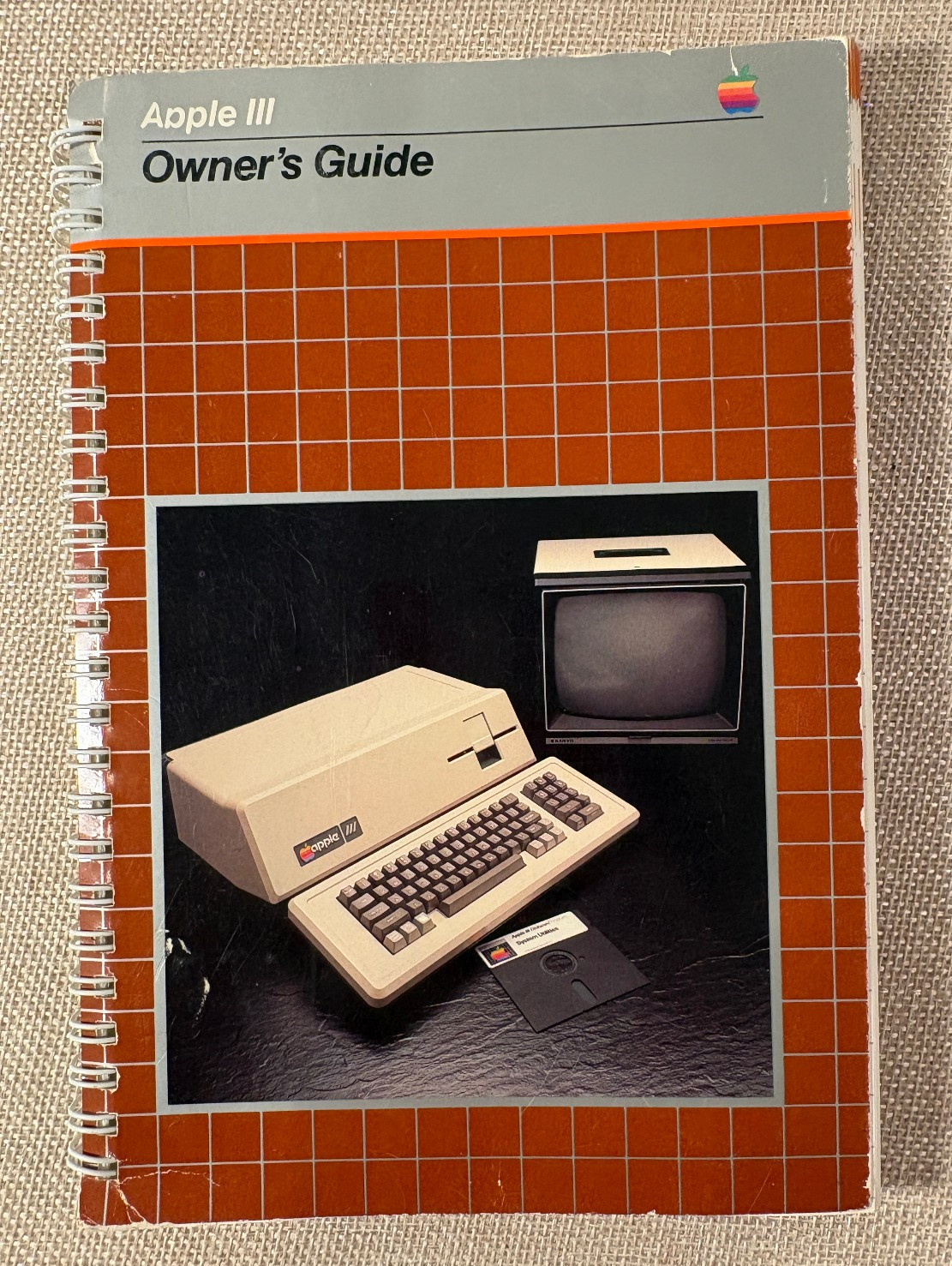 Original Apple III Computer User OWNER'S GUIDE Spiral Bound Vintage