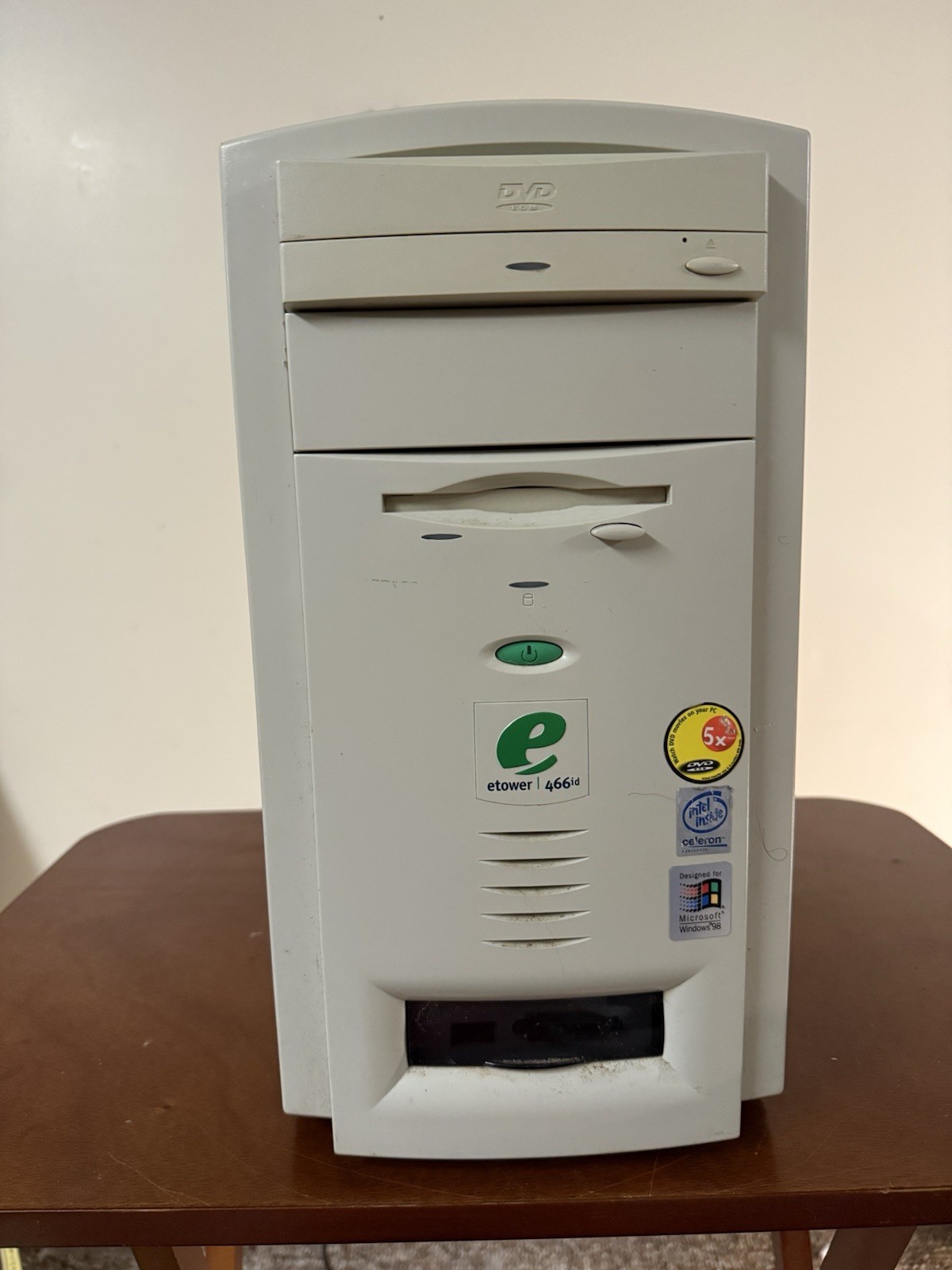 Vtg Emachines Etower 466i Desktop Computer See description