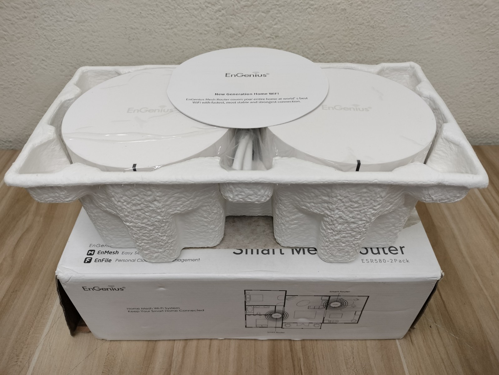 EnGenius ESR580-2Pack tri-band smart Wi-Fi mesh system
