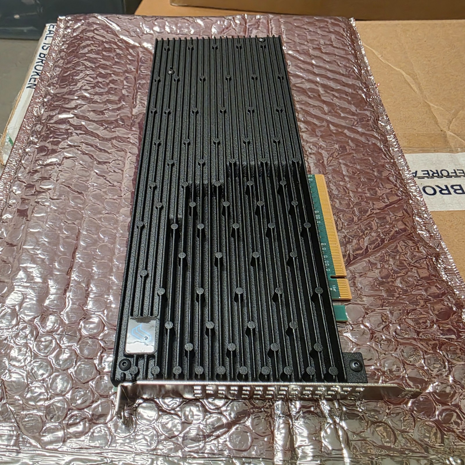 NEW Liqid Element LQD4500 7.68TB NVMe PCIe Gen4x16 AIC SSD (AOC-LQD45007T-GI028)