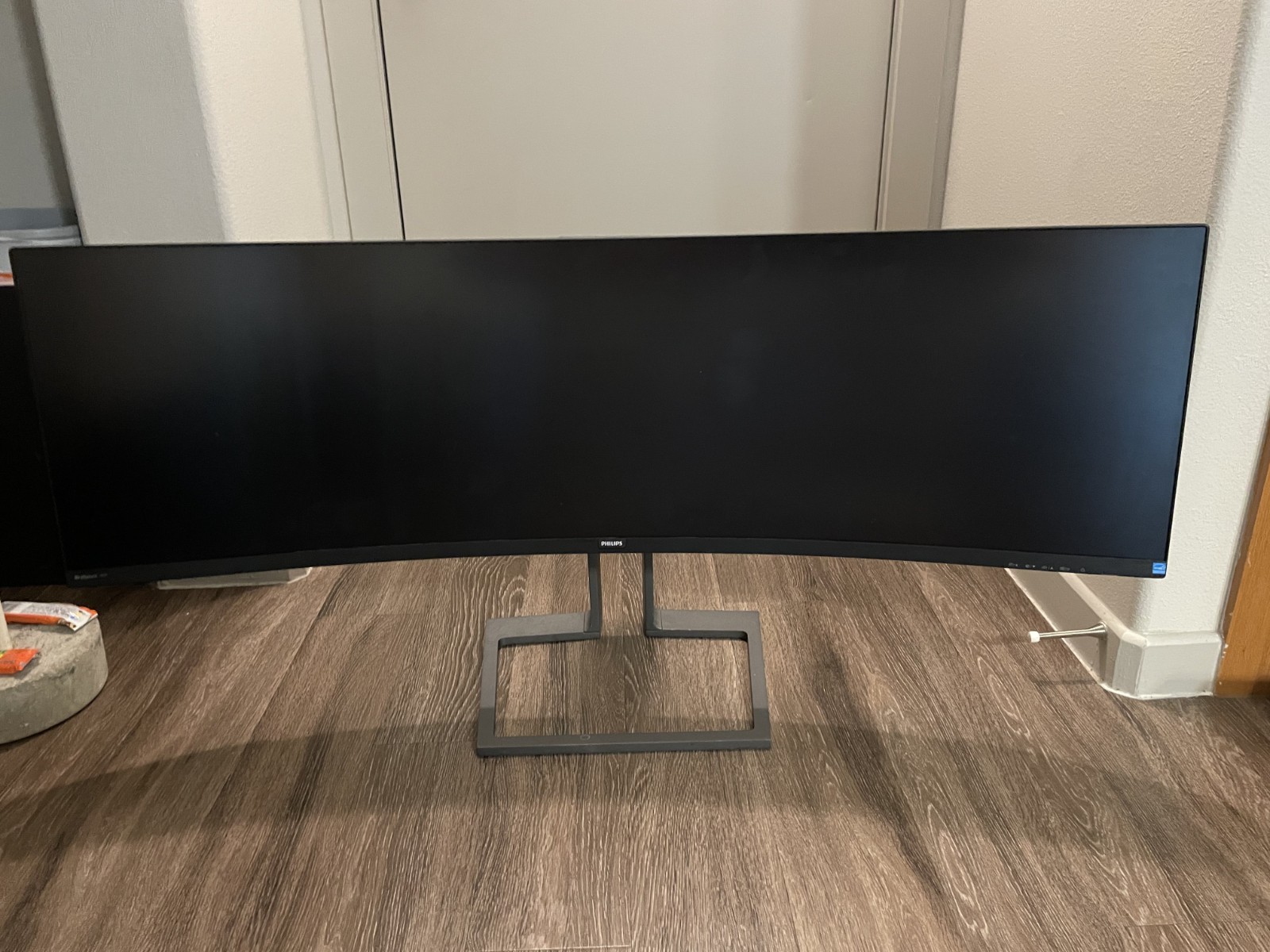 PHILIPS 49" SuperWide Curved Monitor Dual QHD 5120x1440 32:9  Brilliance 499P9H