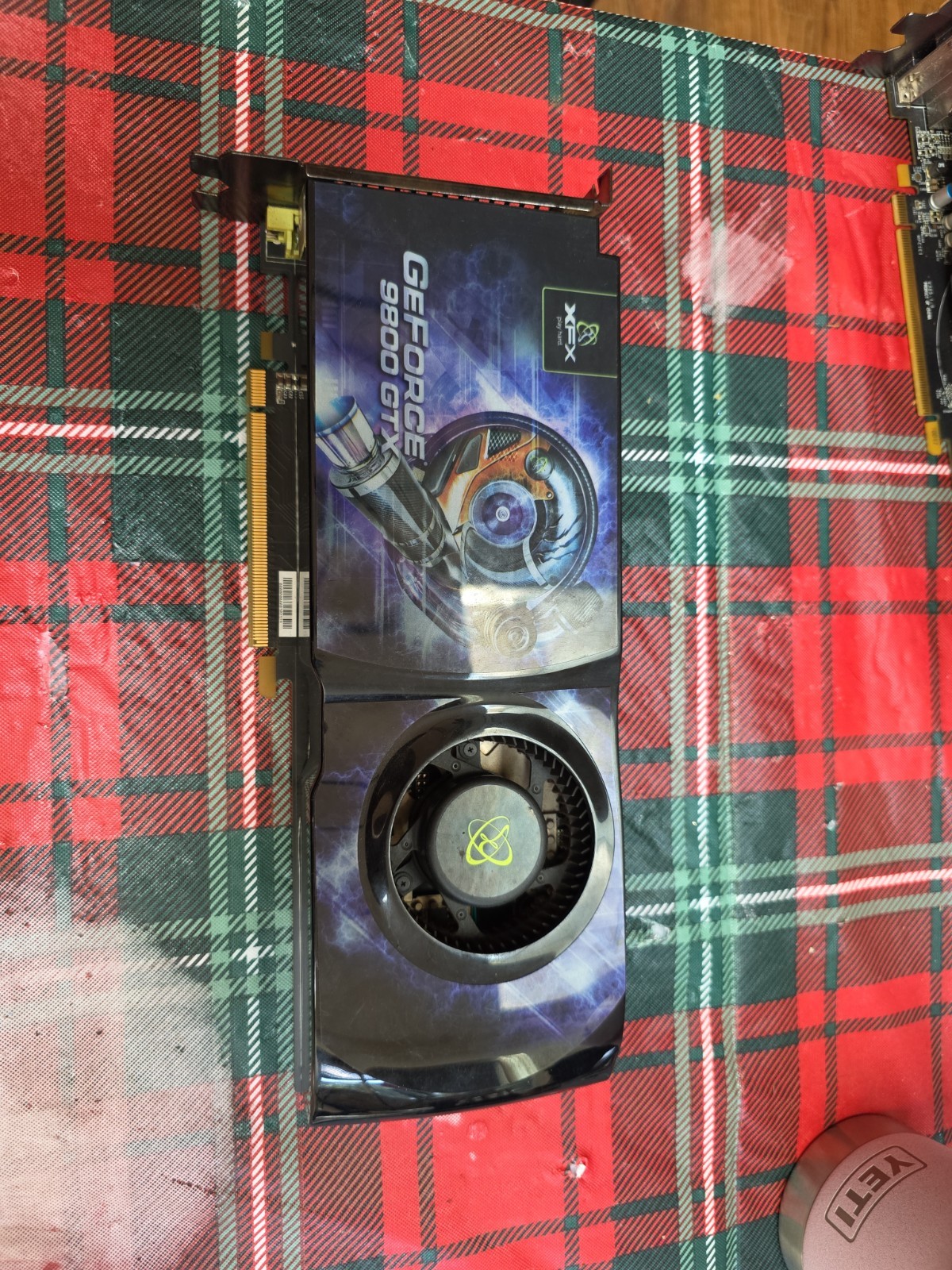 XFX NVIDIA GeForce 9800 GTX 512MB
