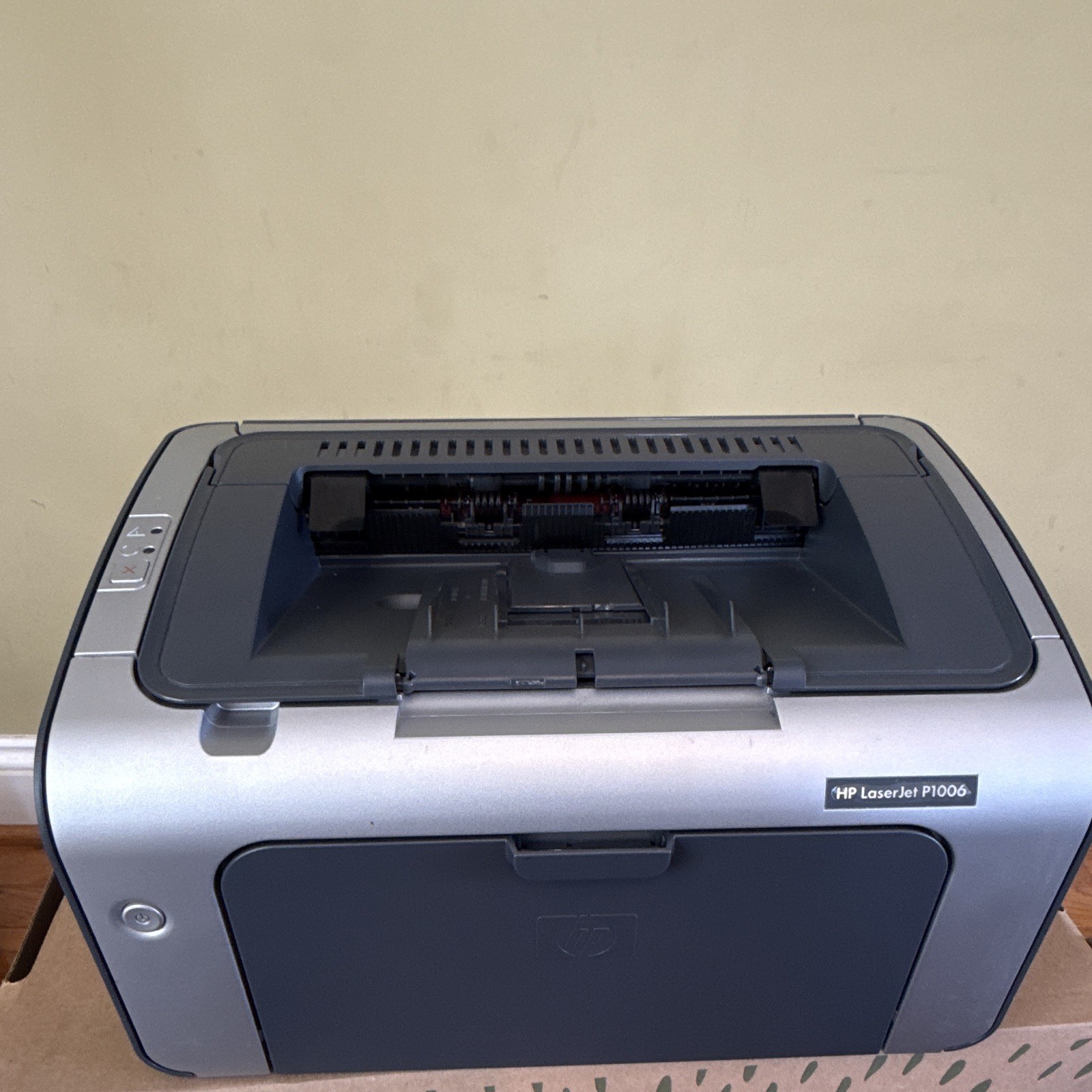 HP LaserJet P1006 Laser Printer B&W 17ppm USB 2.0 600x600 DPI