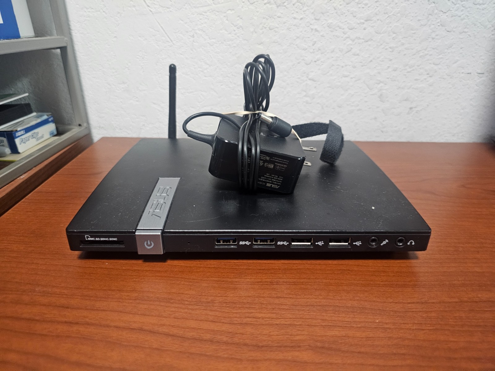 ASUS E410 Mini Desktop PC (Celeron, 2 GB/64 GB eMMC, Win10) - TESTED