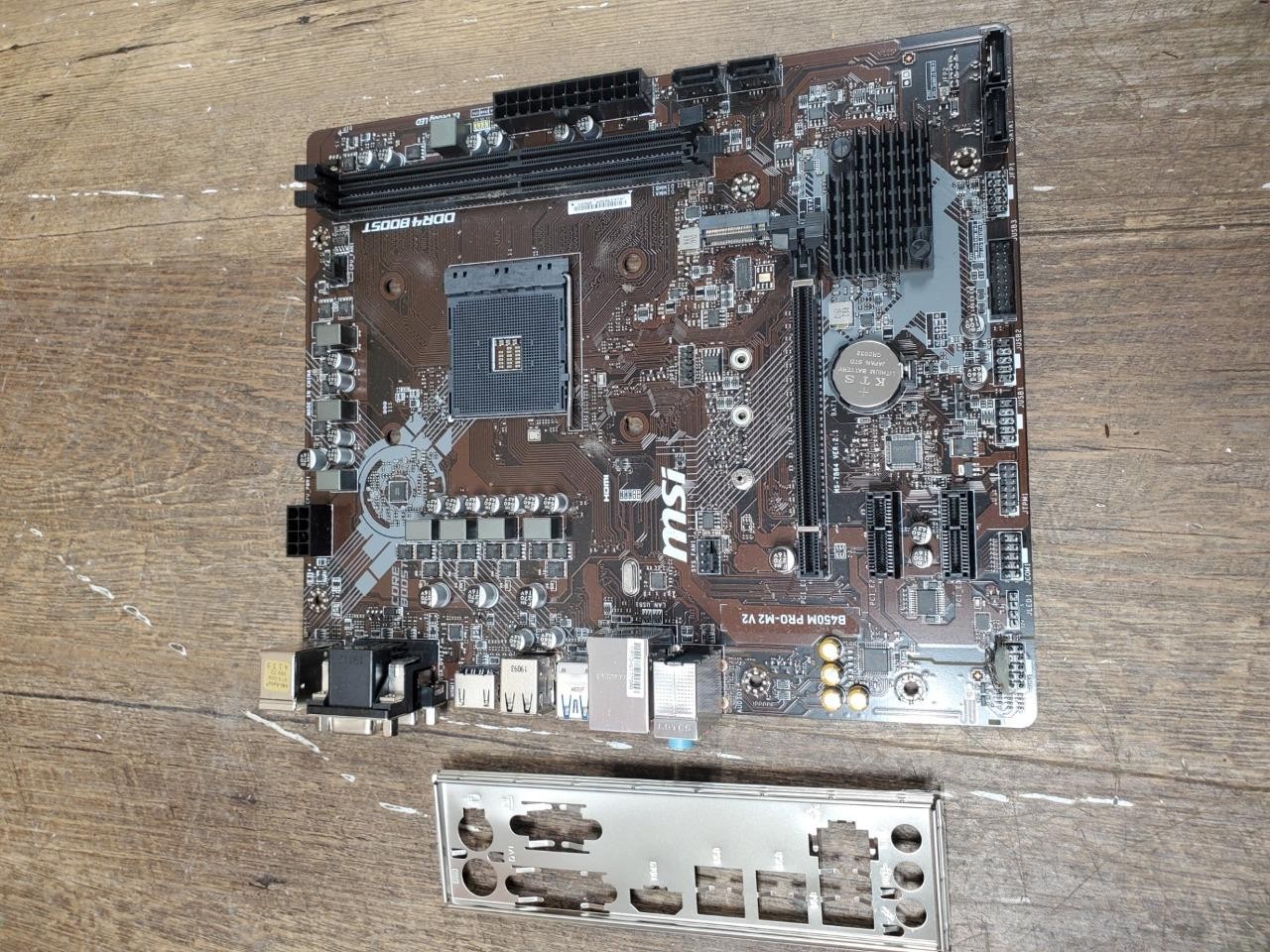 MSI B450M PRO-M2 V2 Motherboard AMD B450 Socket AM4 DDR4 Ryzen M.2 VGA m-ATX DVI
