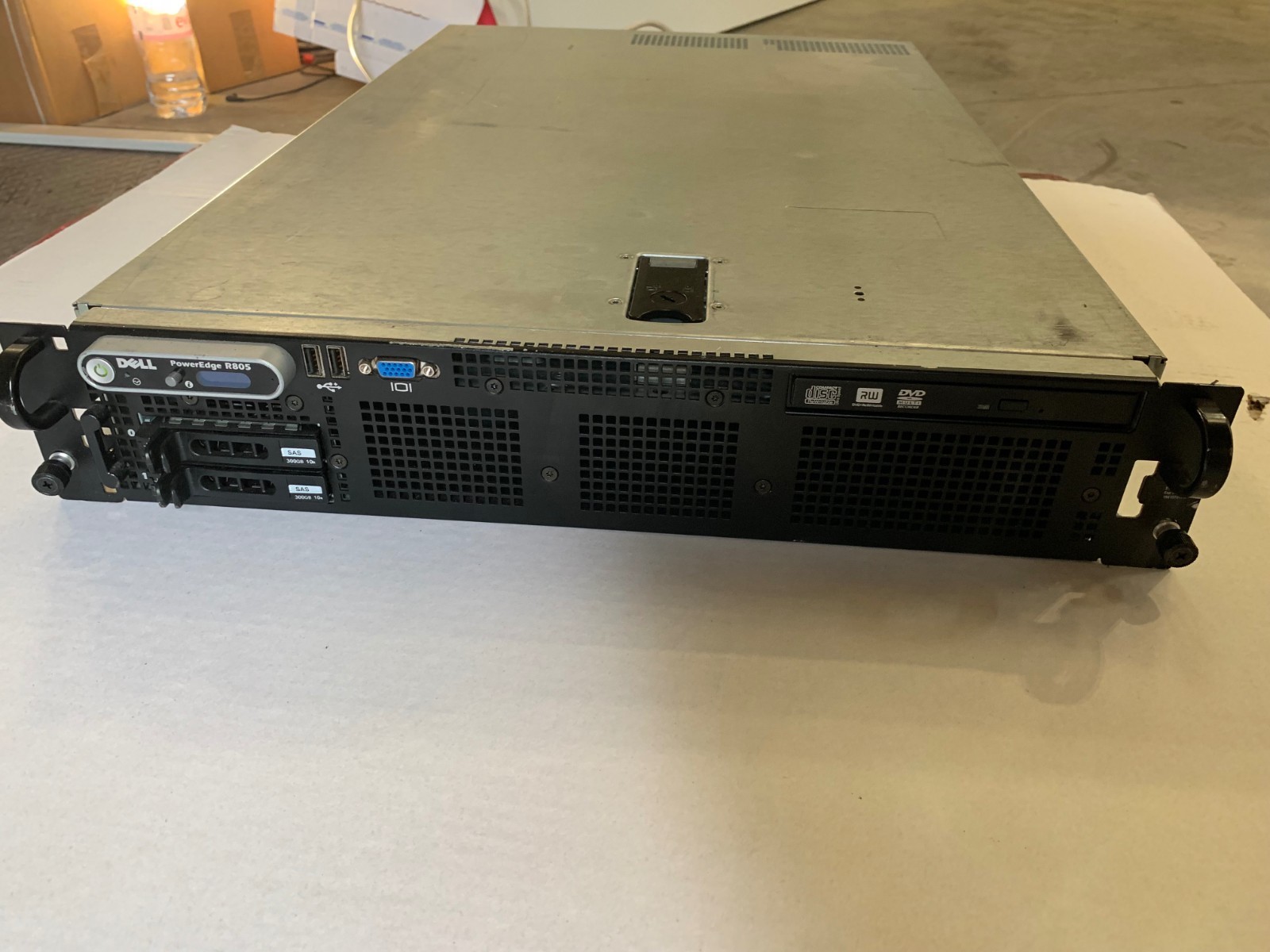 1 x DELL PowerEdge R805 Server System, 32GB RAM, HDD 2 x 300GB 10K