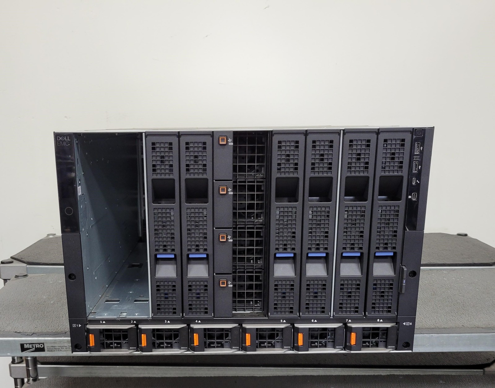 Dell MX7000 8 Slot Blade System Chassis – 6x PSU, 9x Fans, 2x MX9002m Mgmt Mods