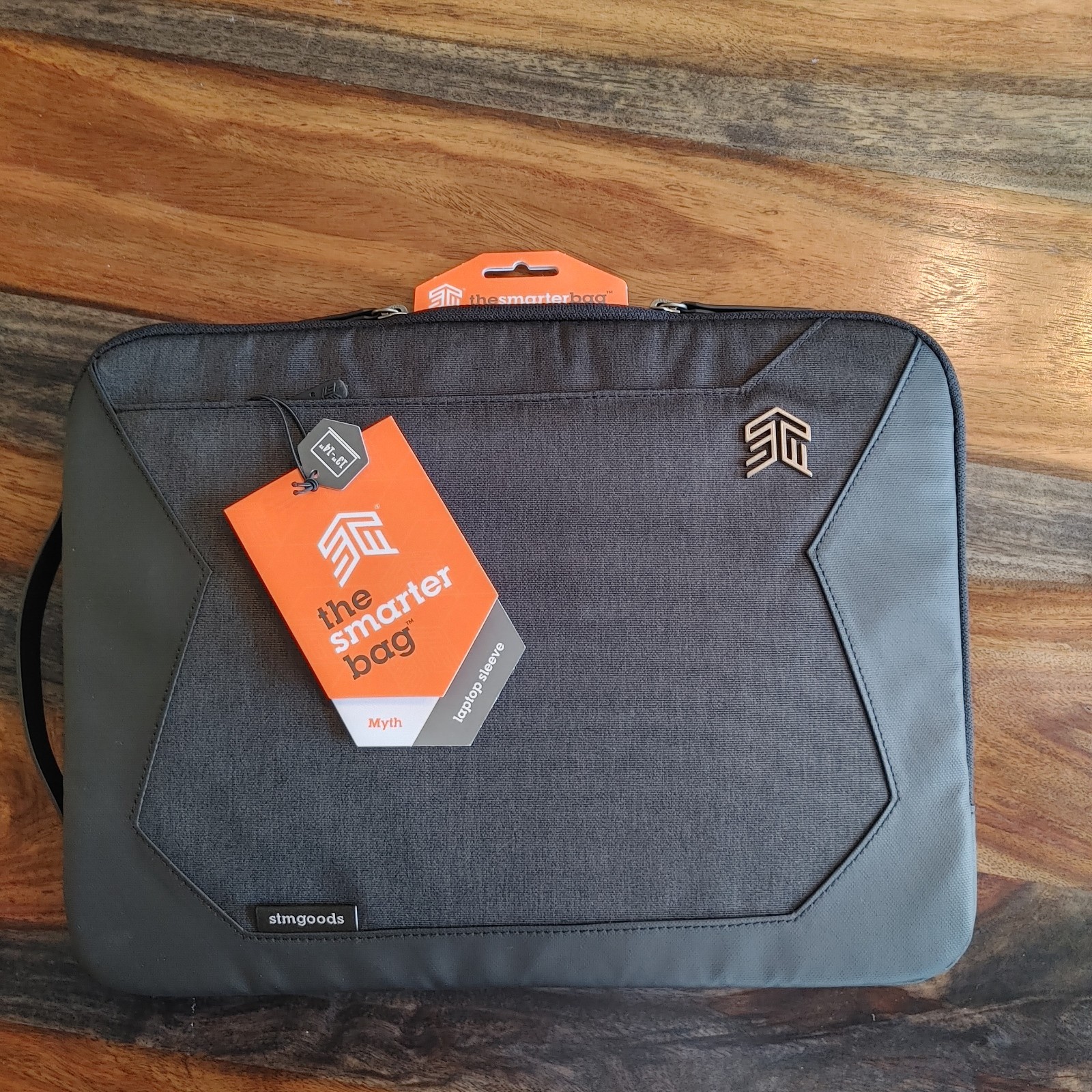 STM Myth Fleece-Lined Laptop Sleeve with Removable Strap 13"-14" - Black - NWT