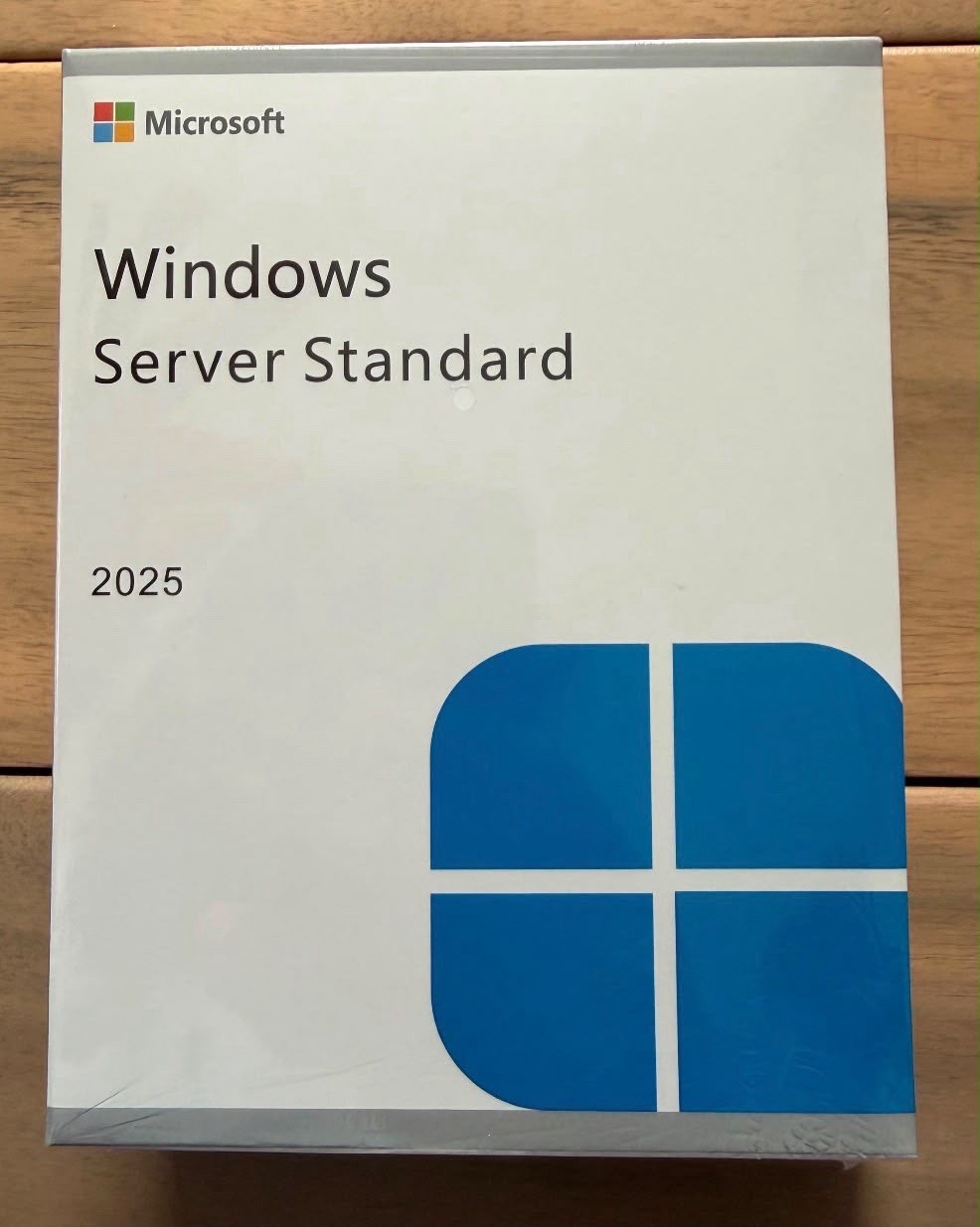 Windows Server Standard 2025 32 CORE 50 CALs 10 CPU USB With Key
