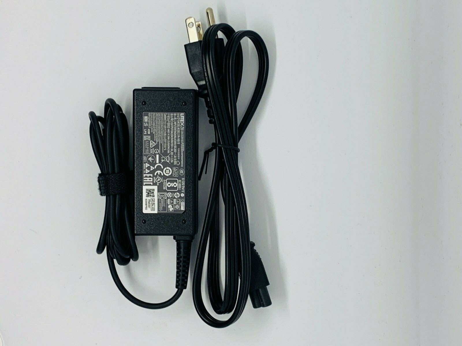 Genuine 45W AC Power Adapter Charger Acer Part # NP.ADT0A.062 AK.045AP.080