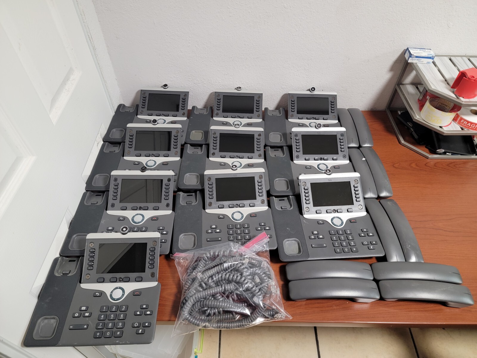 10x Lot CISCO CP-8845 5-Line IP Video Phones w/ Handsets - UNTESTED, READ