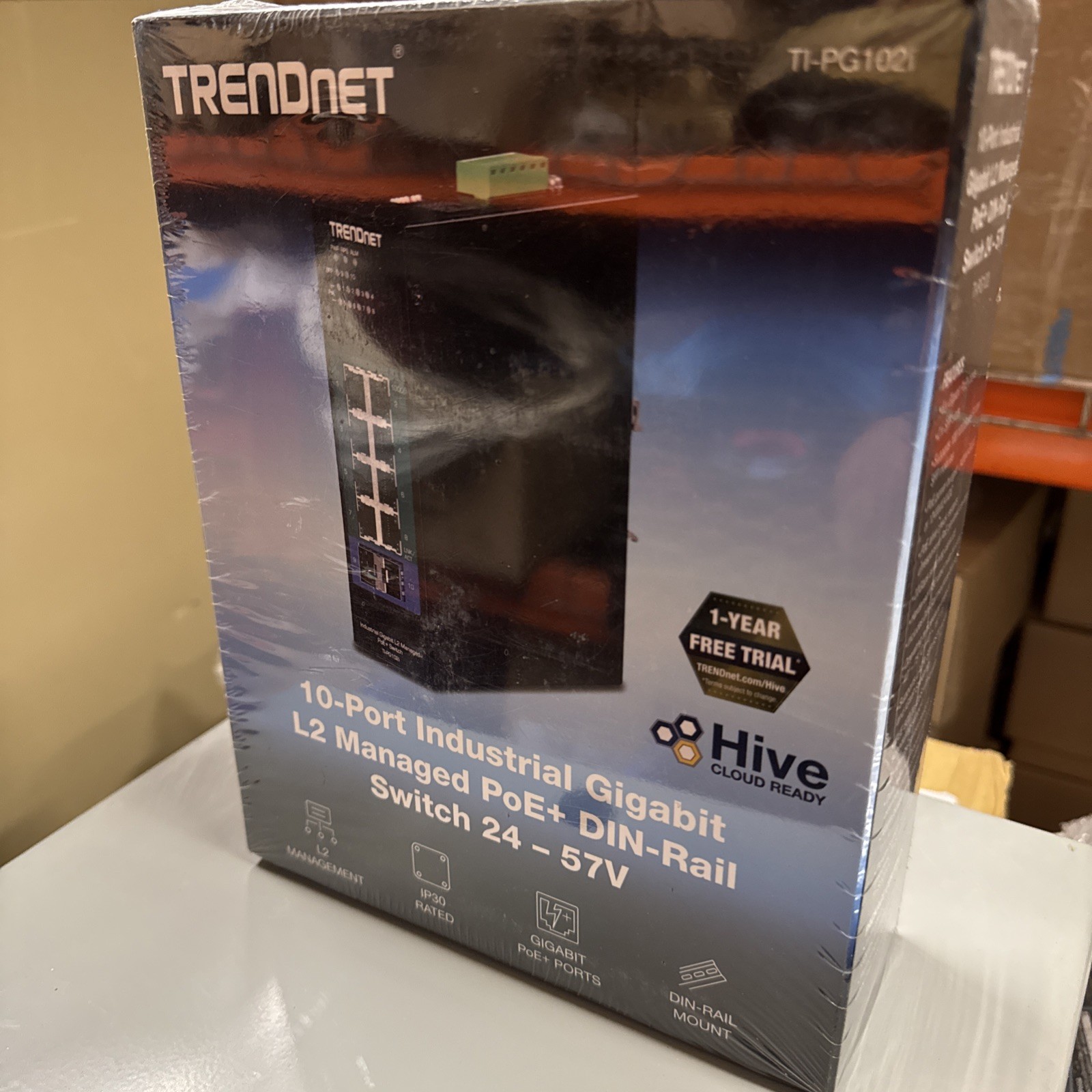 Trendnet TIPG102i / TI-PG102i 10-Port Industrial Gigabit PoE+ Switch