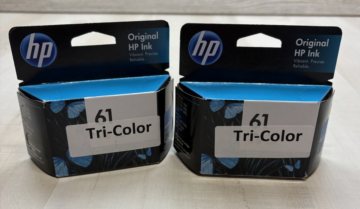 Lot Of 2 Genuine New HP 61 Tri-Color Ink Cartridge CH562WN Sealed EXP 2023
