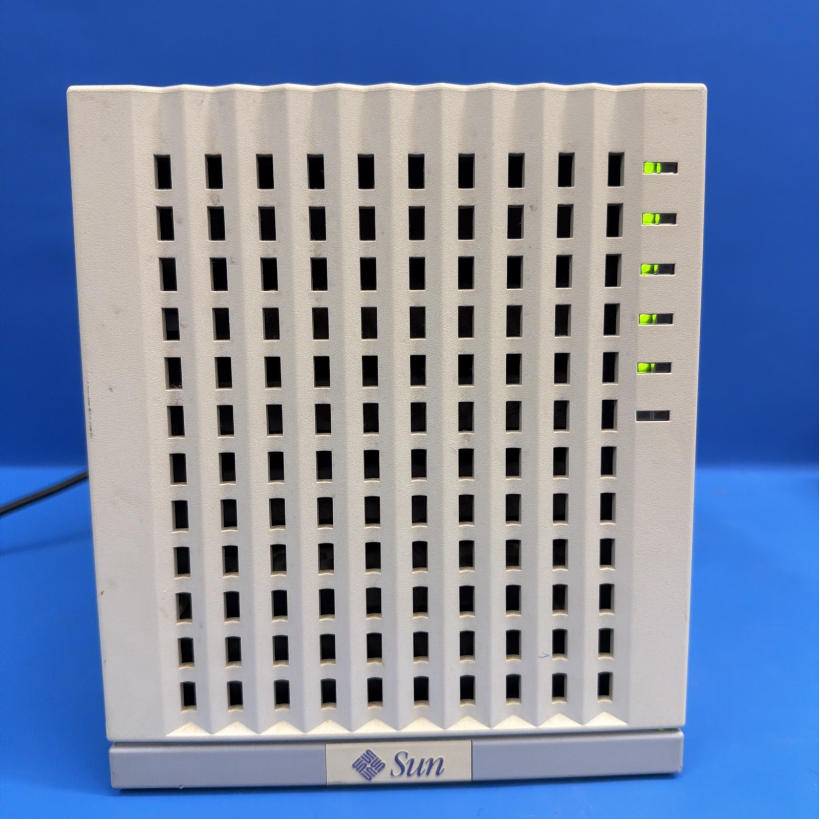 Vintage Sun Microsystems Model 711 SCSI Disk Array 5x Seagate Cheetah HDD