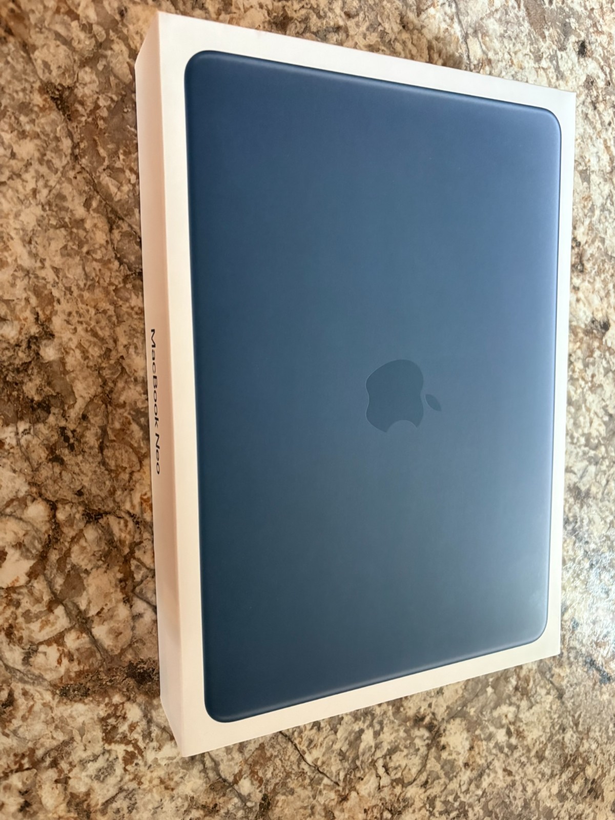 Apple MacBook Neo 13-inch 8GB Memory 256GB SSD Color -Indigo BRAND NEW SEALED
