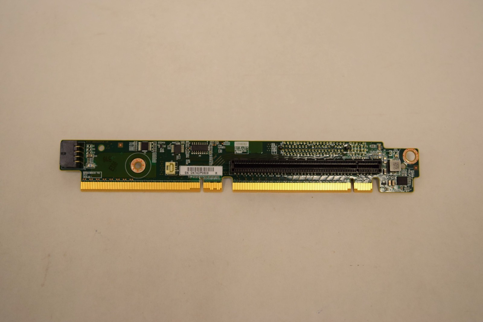 HP PCA Riser X16 X8 GPU Primary 1U for DL360 G10- 875545-001
