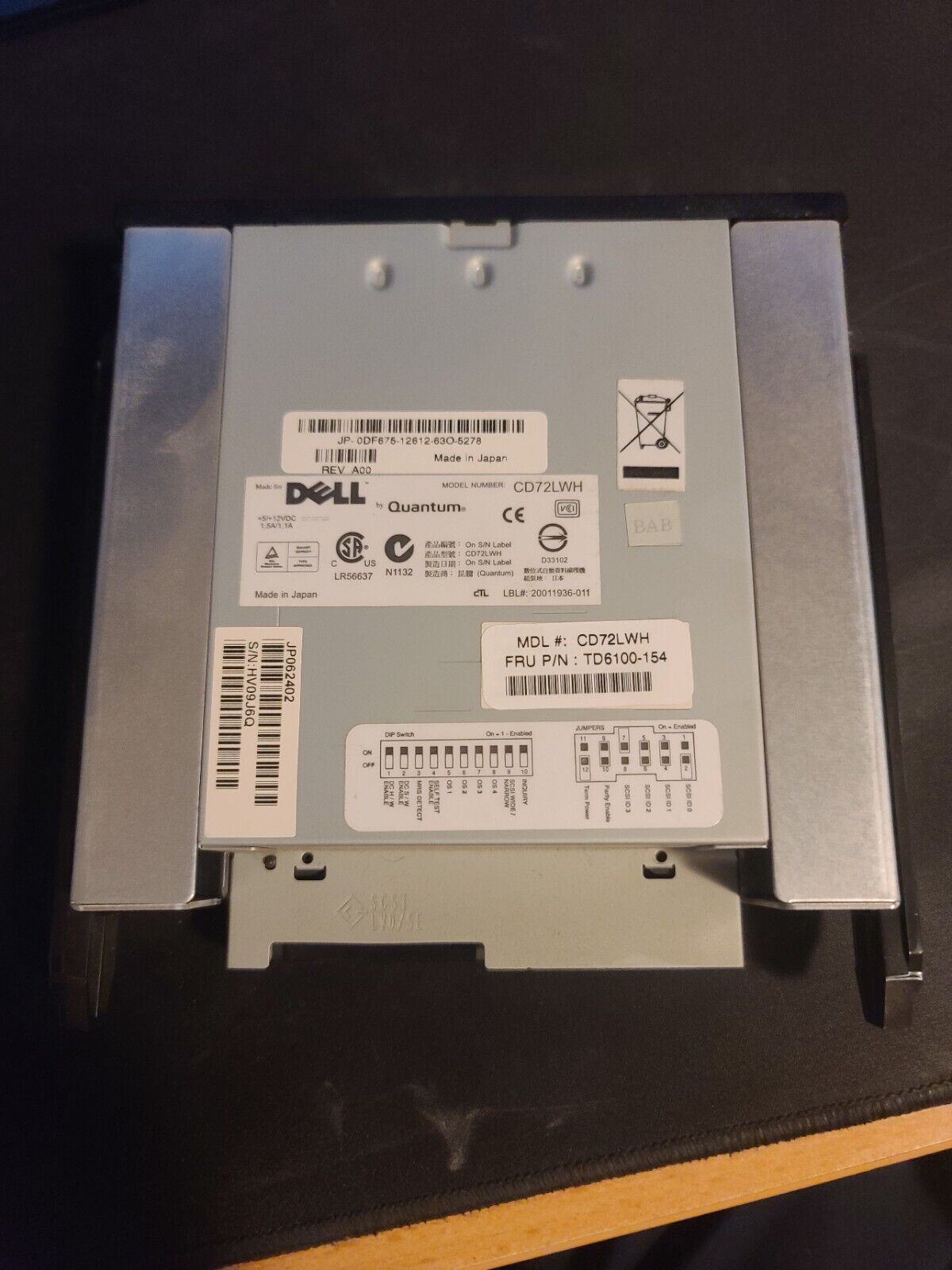 Dell Quantum CD72LWH Internal DAT72 SCSI Tape Drive FRU TD6100-154 0DF675
