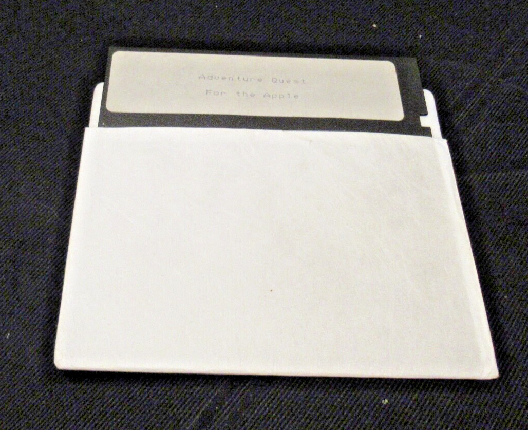 APPLE II  - 3  VINTAGE GAMES  - ADVENTURE QUEST KEYPUNCH SOFTWARE -  5.25"