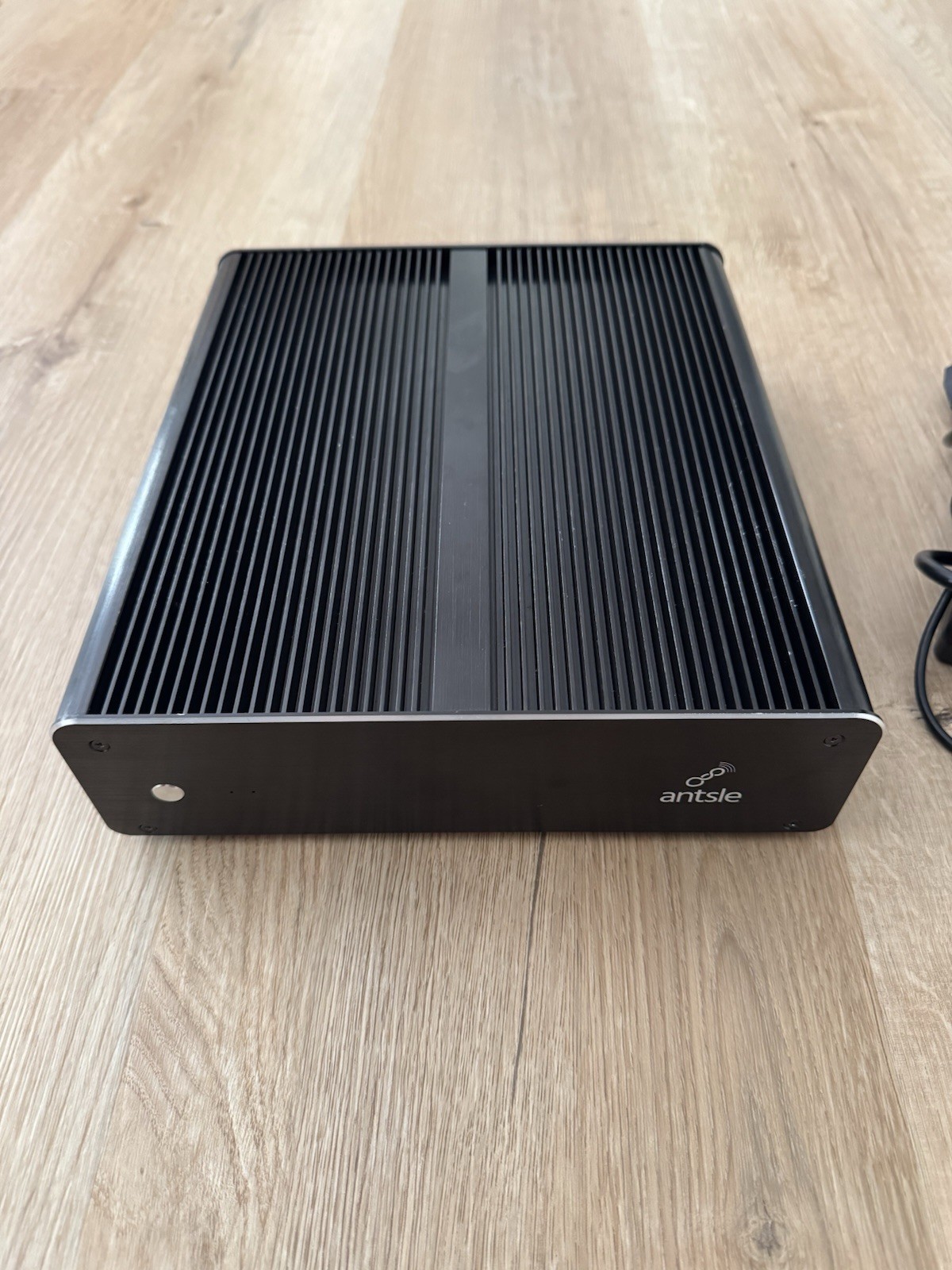 Antsle One D+ Mini Server Compact Appliance, Ethernet VGA USB Serial