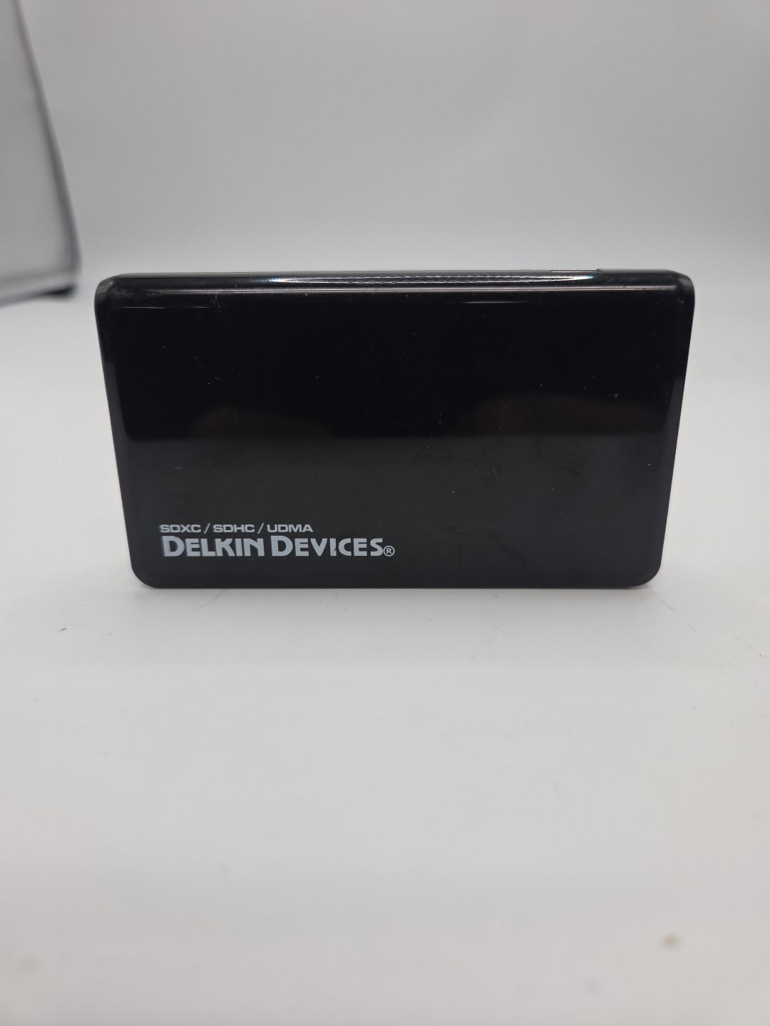 Delkin Devices Hi-Speed USB 2.0 -DDREASER 38 DATA READER