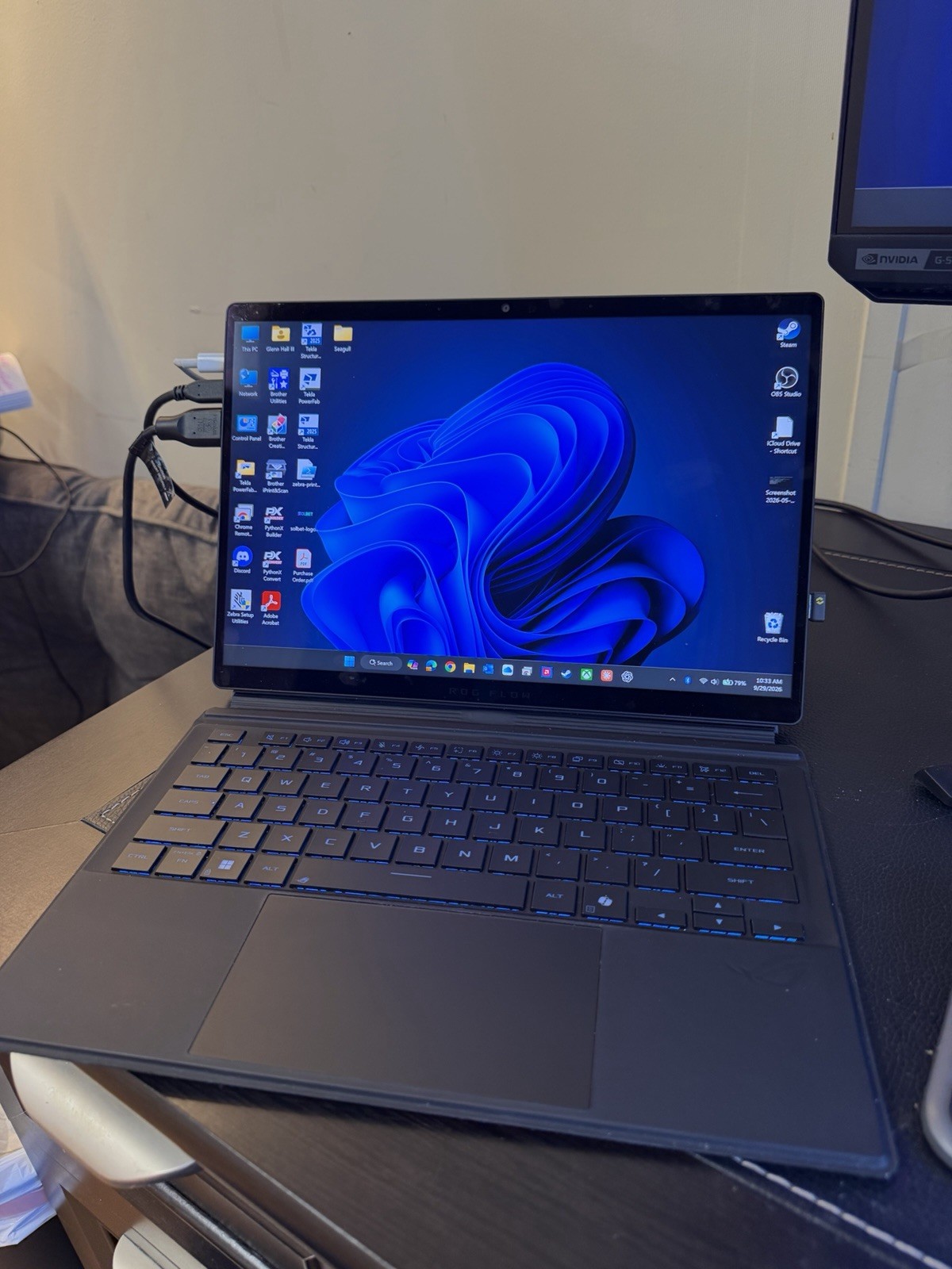 ASUS ROG Flow Z13 2025 Ryzen AI Max+ 395 32GB 1TB 2.5K 180Hz 8060S + 1TB microSD