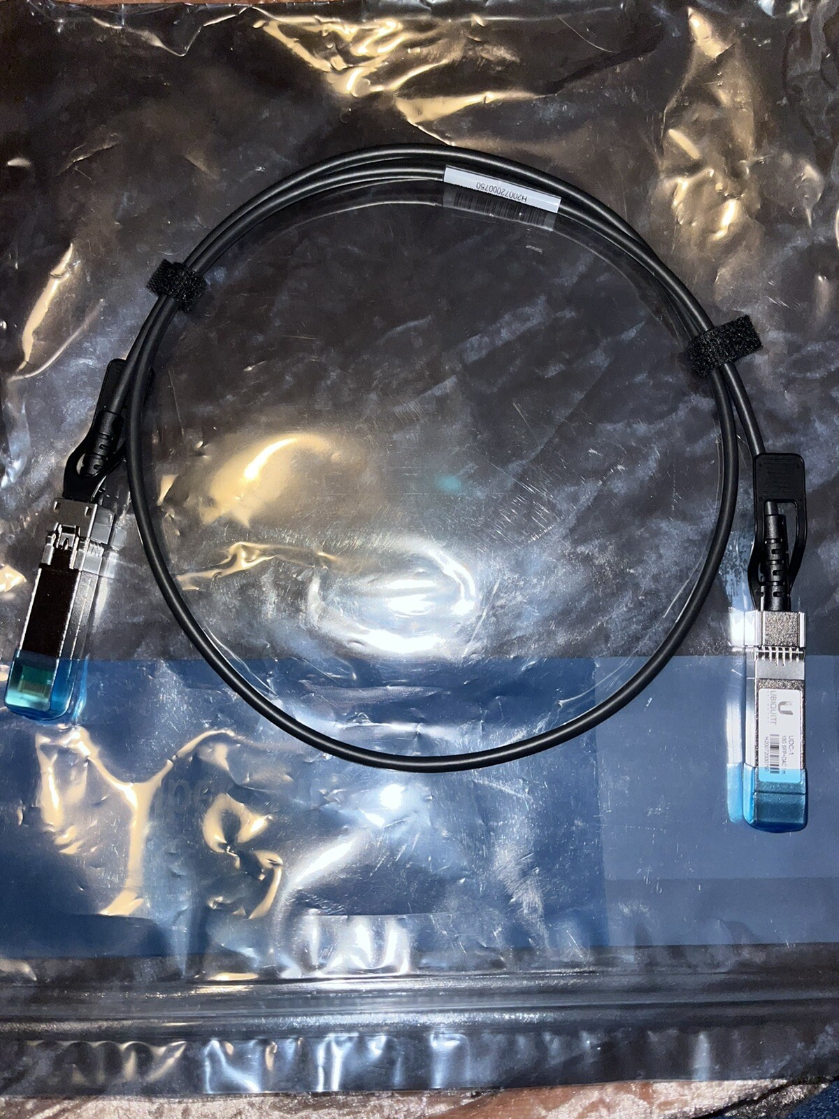 Ubiquiti Ufiber cable, With Adapters Attached, And Two Adapters. Good Condition