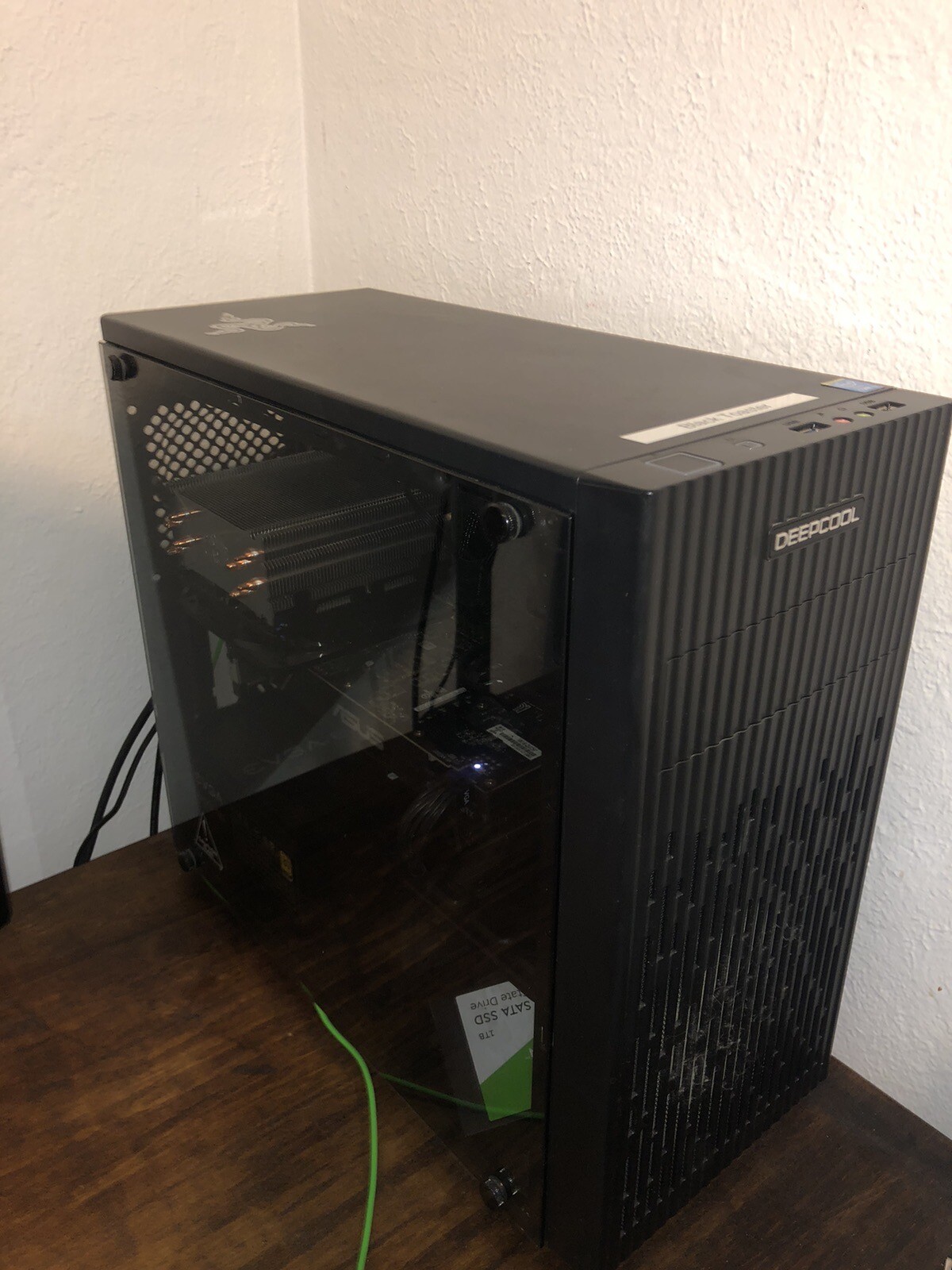 Gaming PC CUSTOM BUILD RUNS BUTTER SMOOTH ( Read Description )
