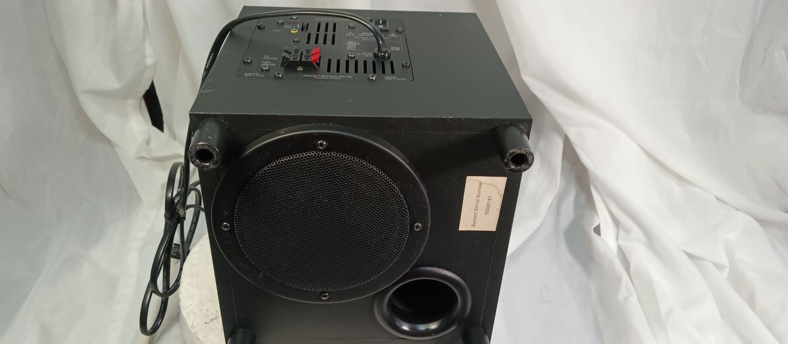 Monsoon Multimedia MM-700 Powered Subwoofer Built-In Amp Desk