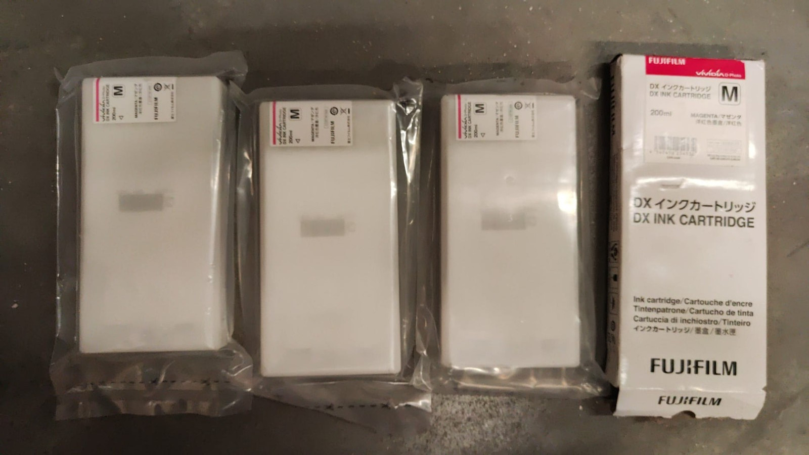 4x Genuine FUJIFILM DX Vividia Magenta Ink Cartridges (200ml) - Original