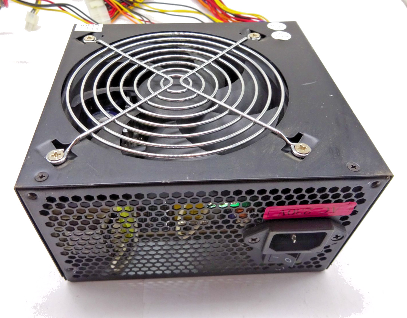 INTER-TECH SWITCHING POWER SUPPLY *SL-550* 20+4 Pin Power Supply 700W #NT5740