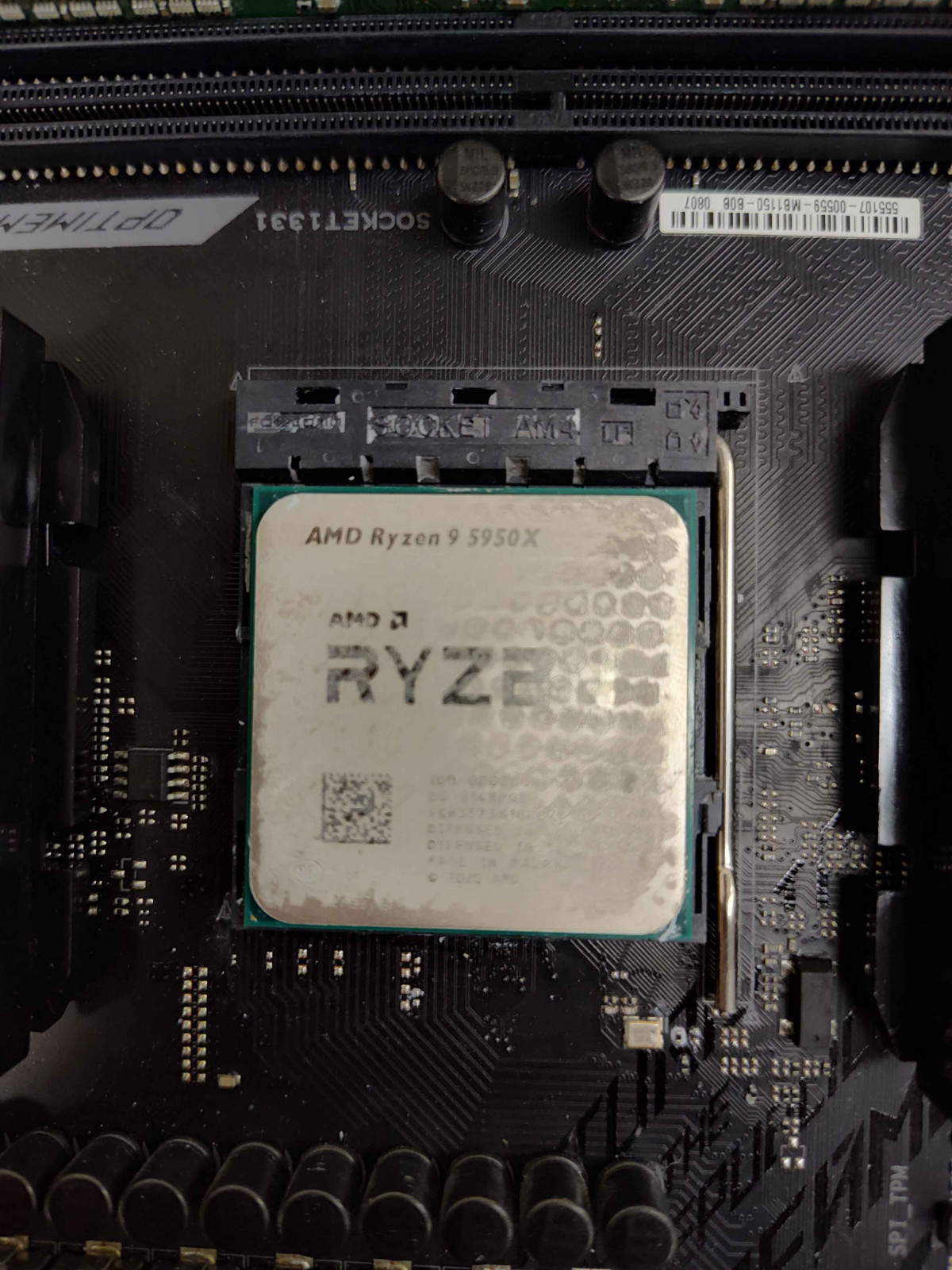 AMD Ryzen 9 5950X Processor (3.4 GHz, 16 Cores, Socket AM4)