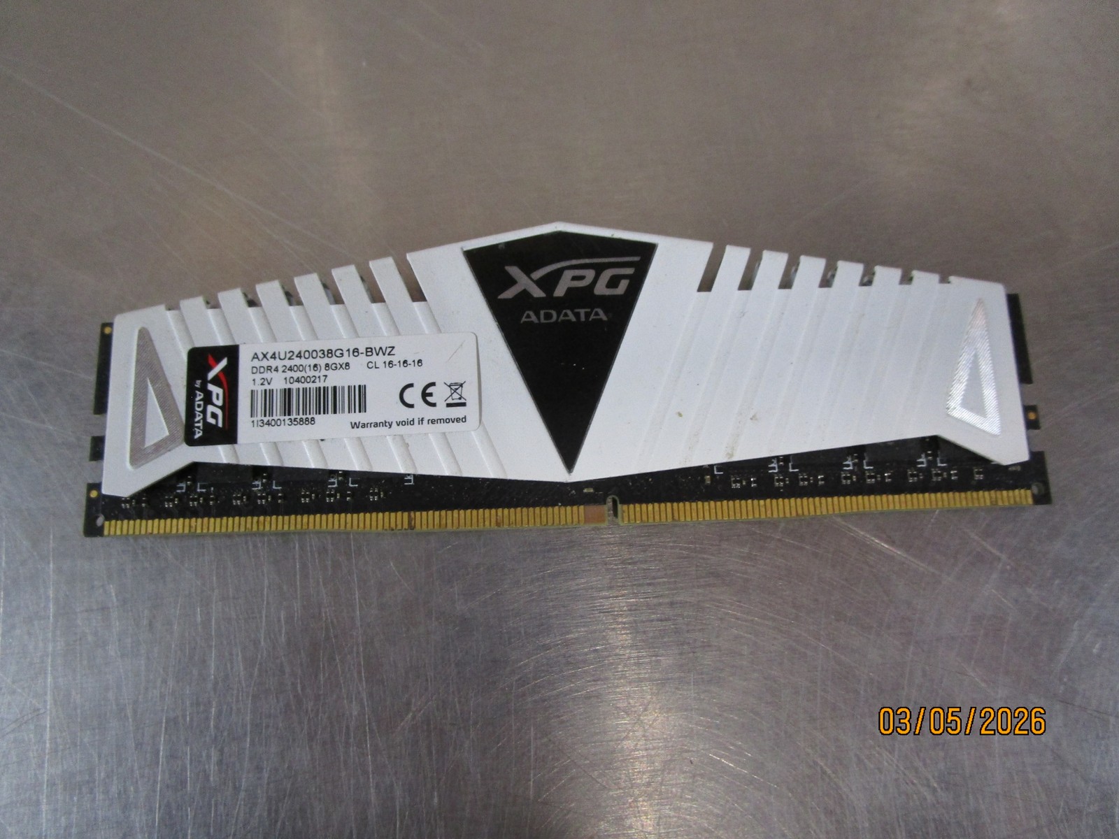 XPG ADATA AX4U240038G16-BWZ Gaming RAM