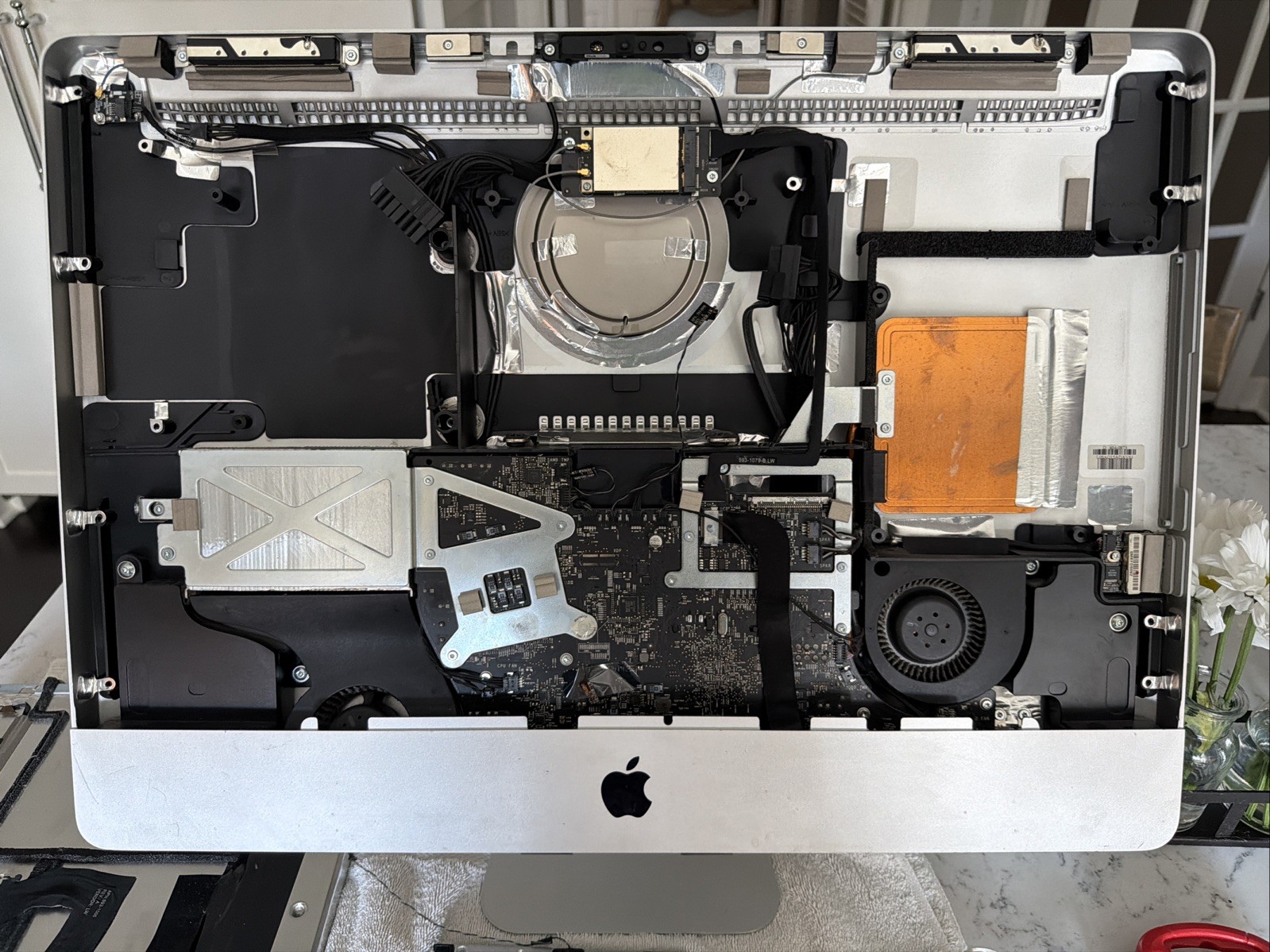 Apple iMac 21.5” A1311 Housing With Stand