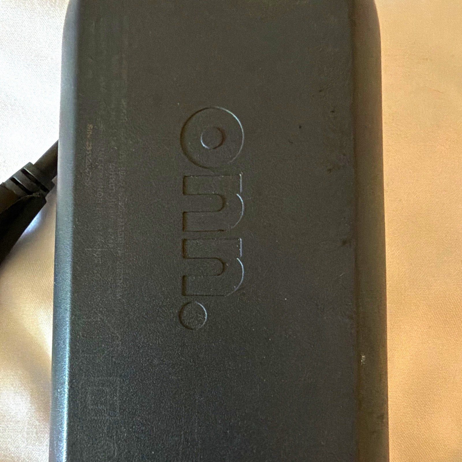 onn. Universal Laptop Power Adapter Charger, Black - Compatible Universal Line