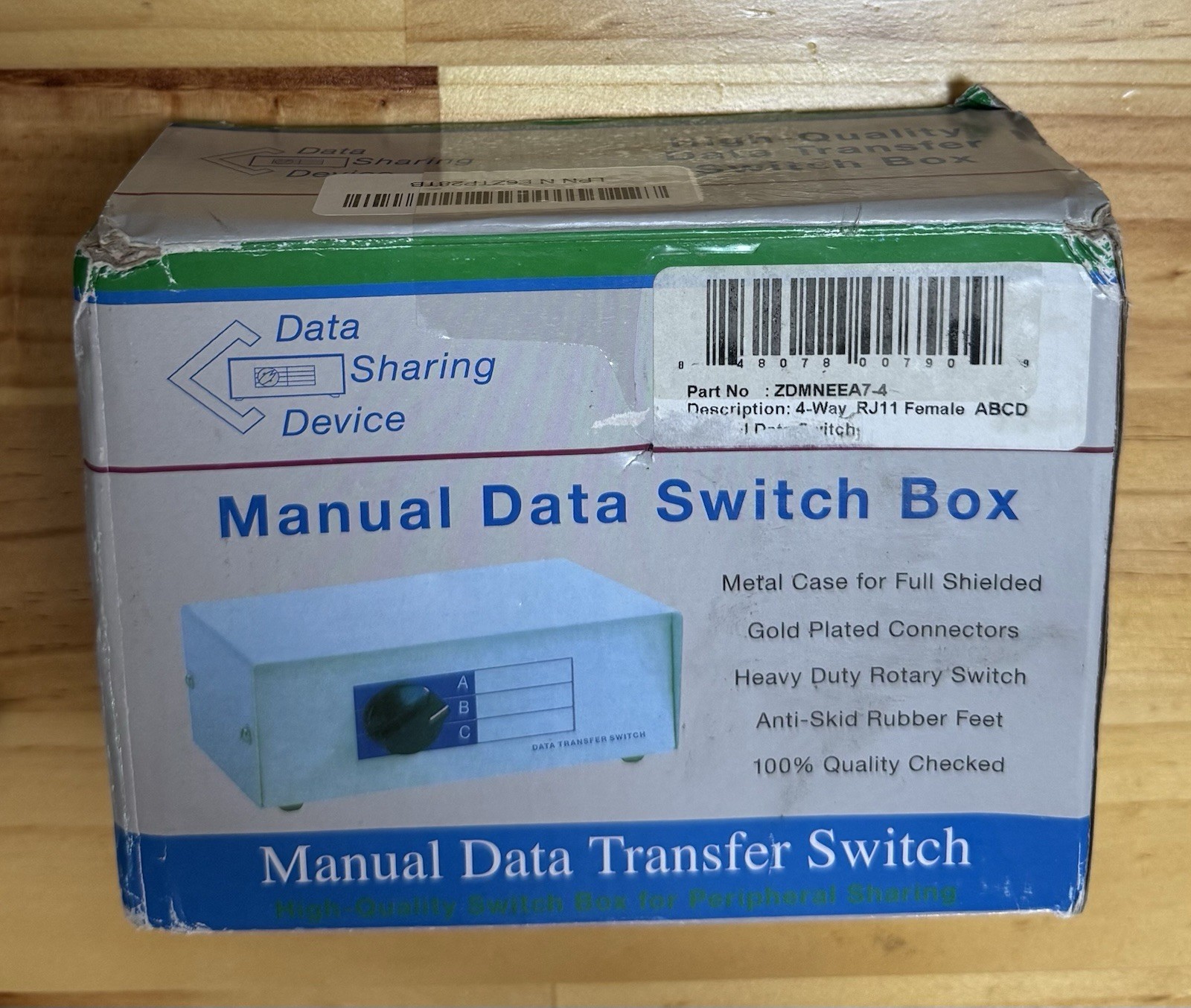 ZDMNEEA7-4 4-Way RJ11 Female ABCD Manual Data Switch Open Box