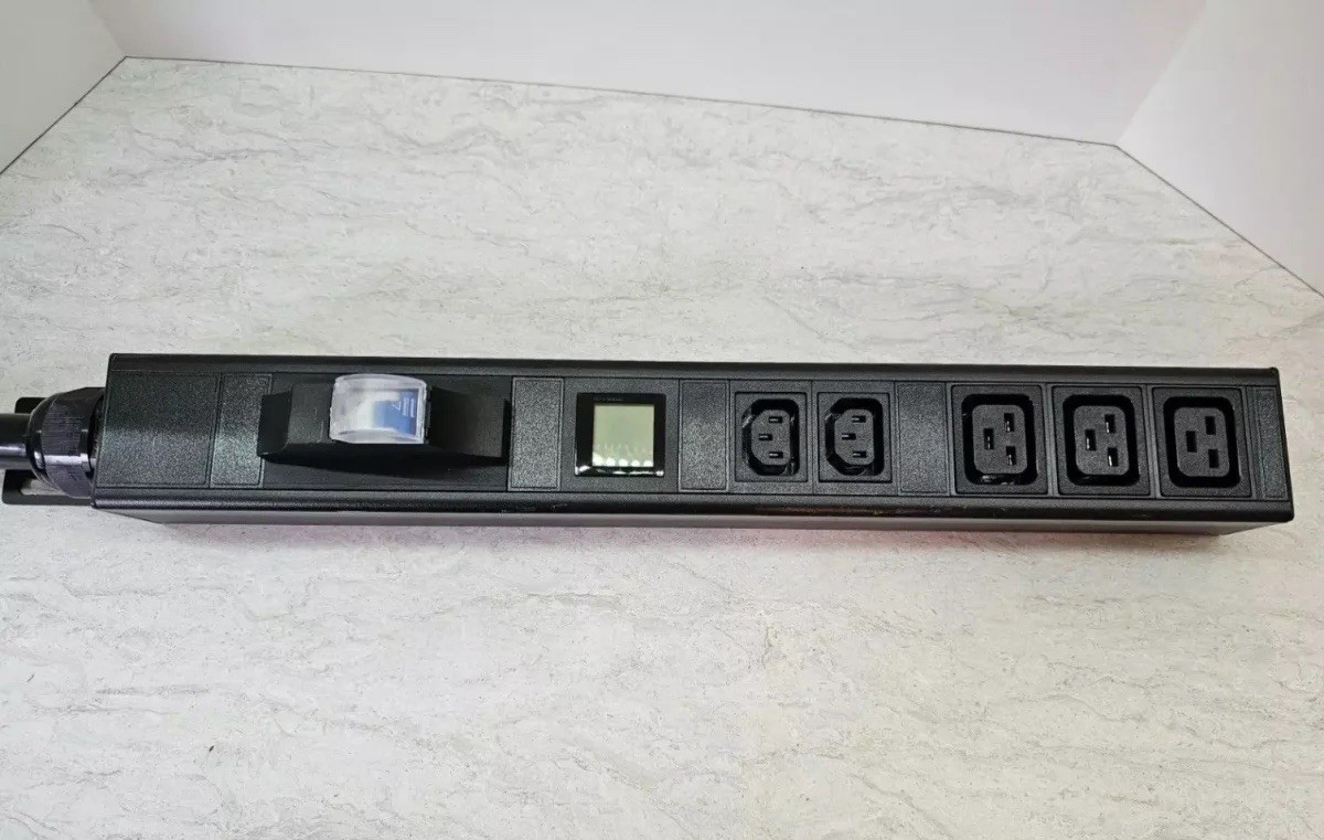 50A 240V  Rackmount PDU 12000W