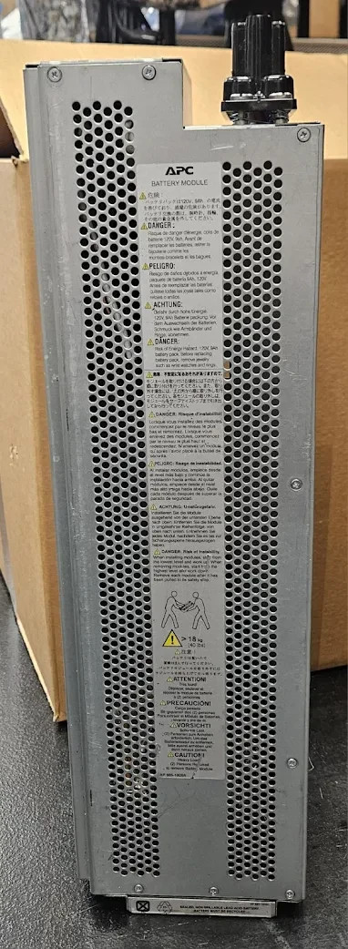 ***GREAT*** APC BATTERY MODULE AP 885-1809A W WIRE HARNESS (NO BATTERIES)