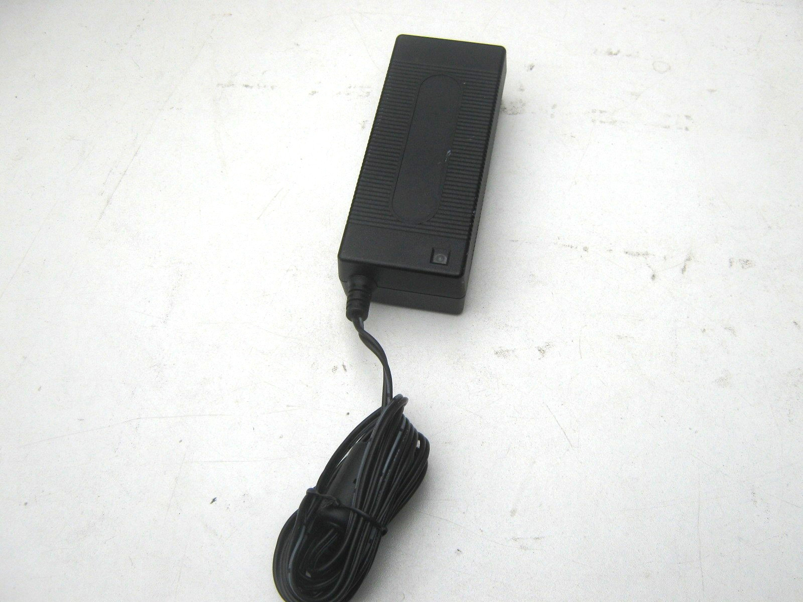 Original Ingenico Power Supply PSM24W-080 / 192020864 / Output 8V - 3.0A