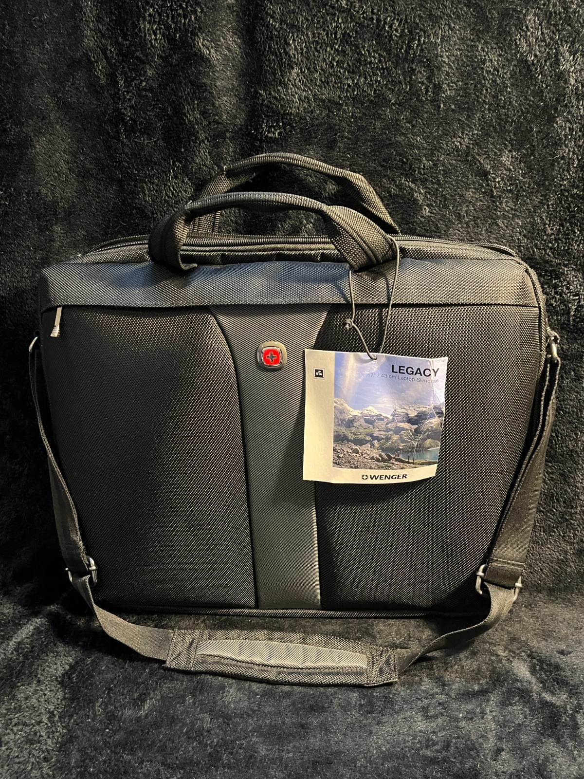 NEW Wenger SwissGear Laptop Computer Case 17" Messenger Checkpoint Friendly NWT